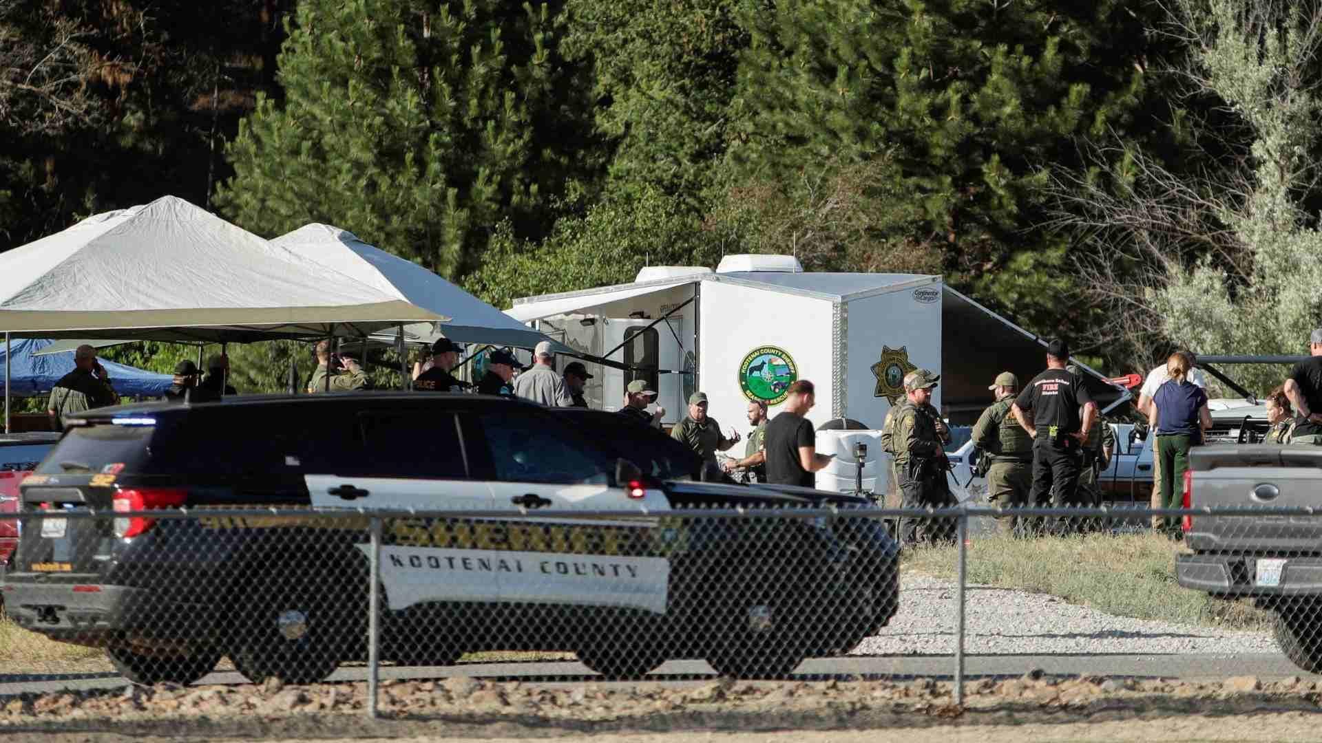 Dos Bomberos Muertos por Tiroteo en Idaho; Tirador Tenía 20 Años y Vivía en su Auto
