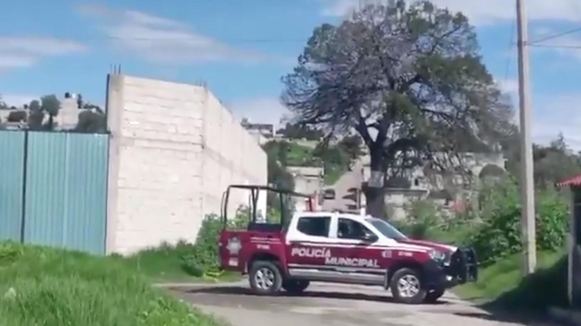 Hallan Dos Muertos en la Mixteca Poblana; Uno en una Maleta