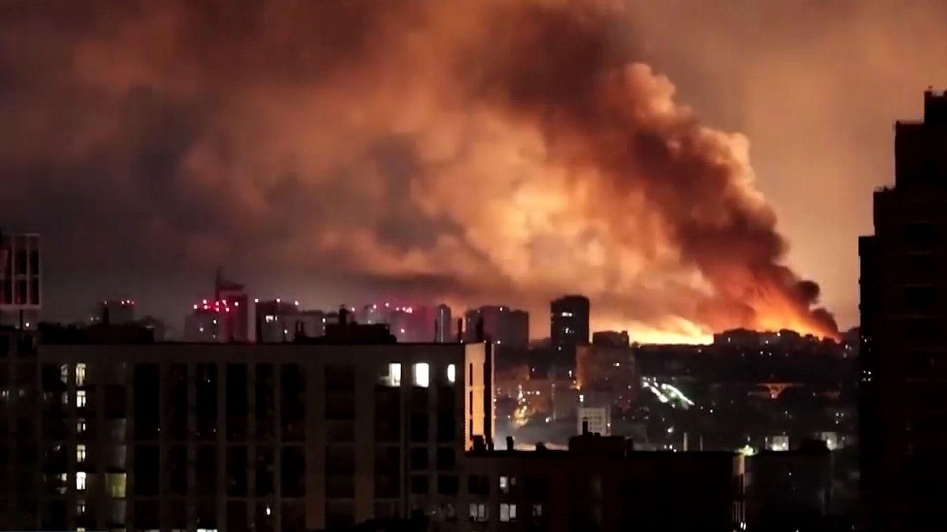 Bombardeos Masivos en Kiev Dejan 19 Heridos