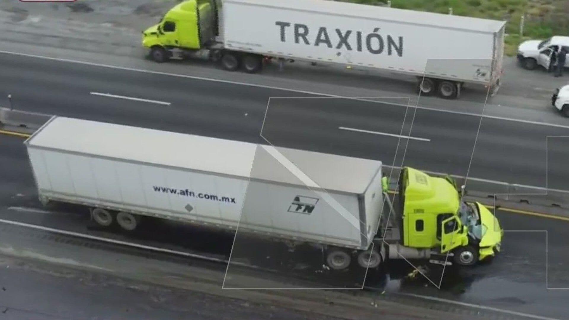 Deja un Muerto y Colapso Vial Choque de Tráileres en Libramiento Noroeste, García, NL