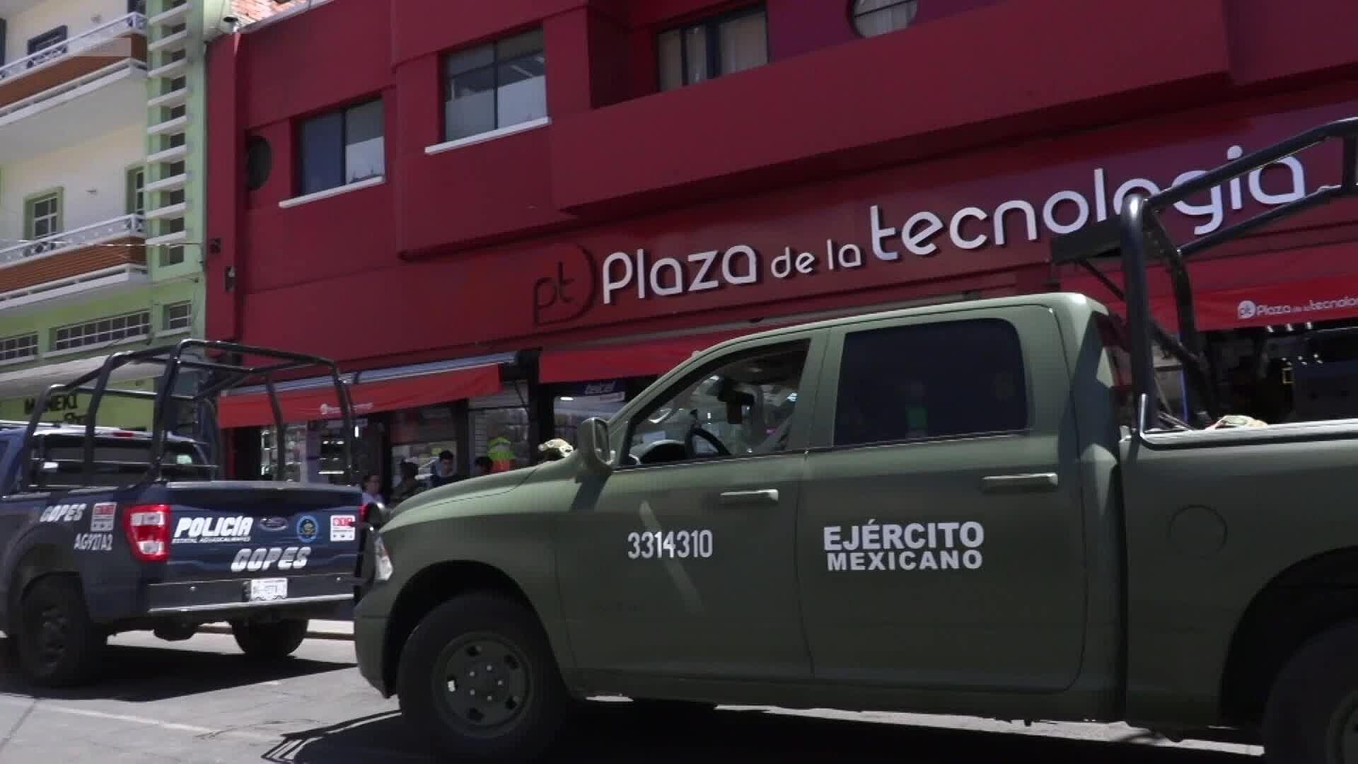 Desaparecen Dos Jóvenes en la Plaza de la Tecnología en la Ciudad de Aguascalientes