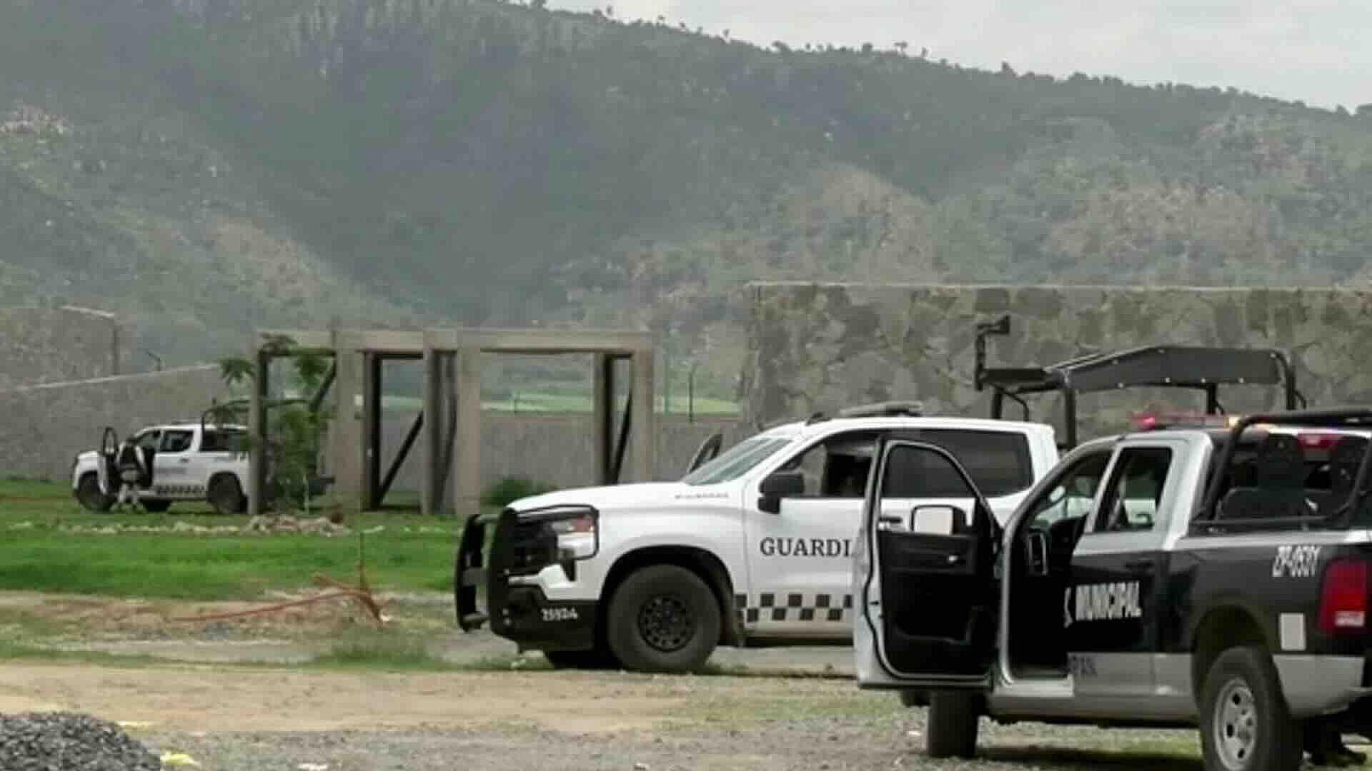 Suman 38 Cuerpos Extraídos de Fosas Halladas en Camino a Las Agujas, En Zapopan