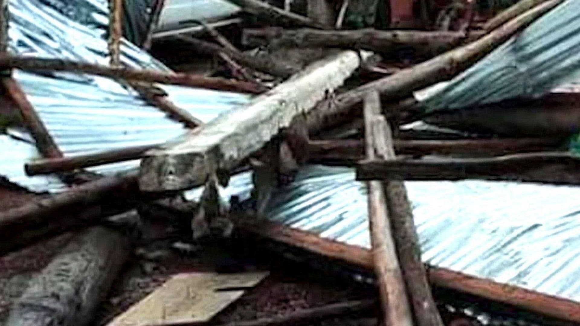 Tornado Daña 5 Viviendas en Almoloya, Hidalgo (VIDEO)