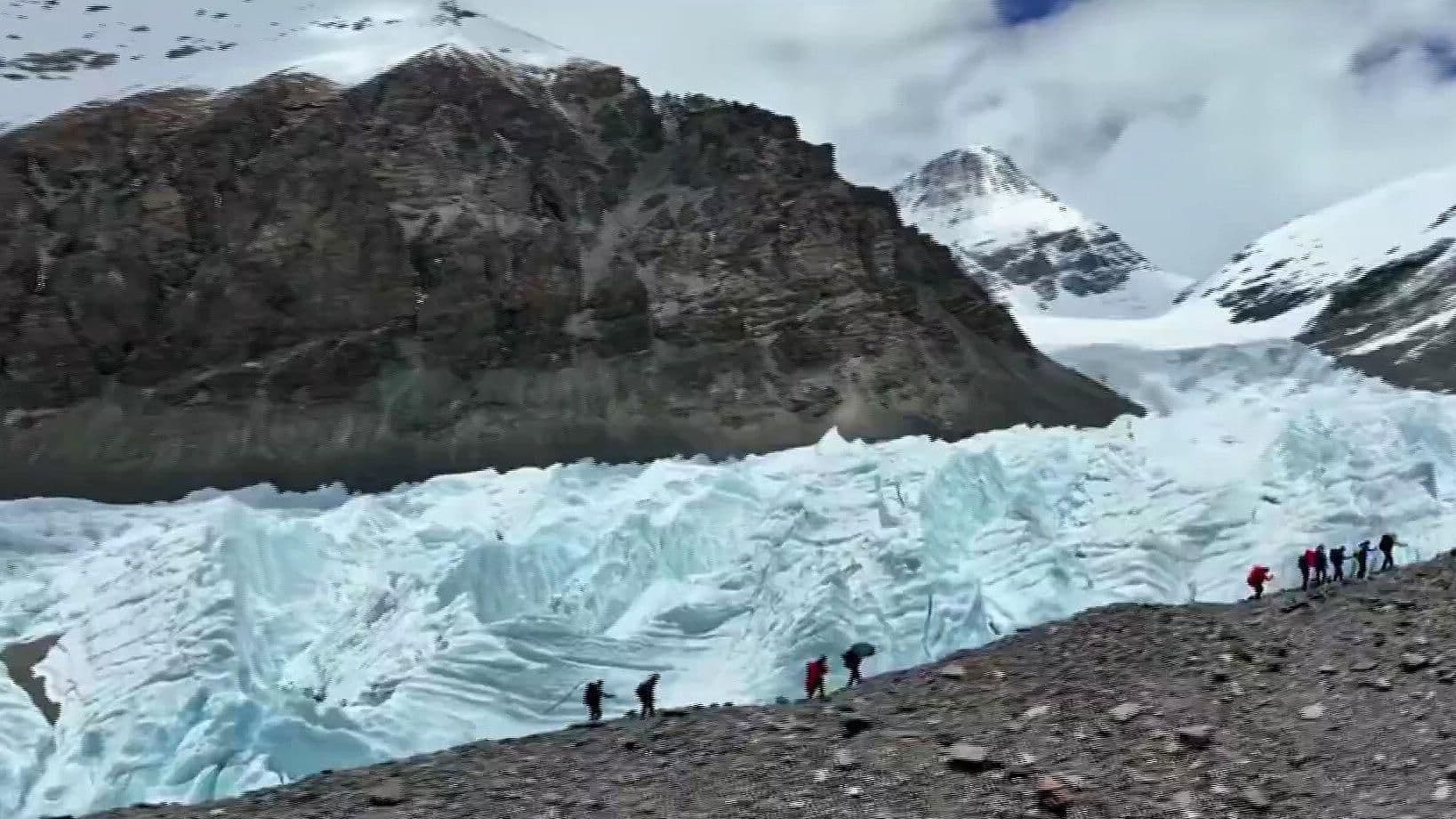 Nepal Prohíbe Vuelos Turísticos en el Everest