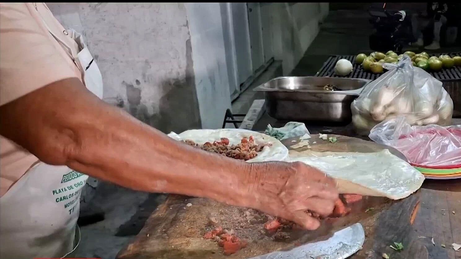 Así son los Famosos Tacos de Tecomán, Colima