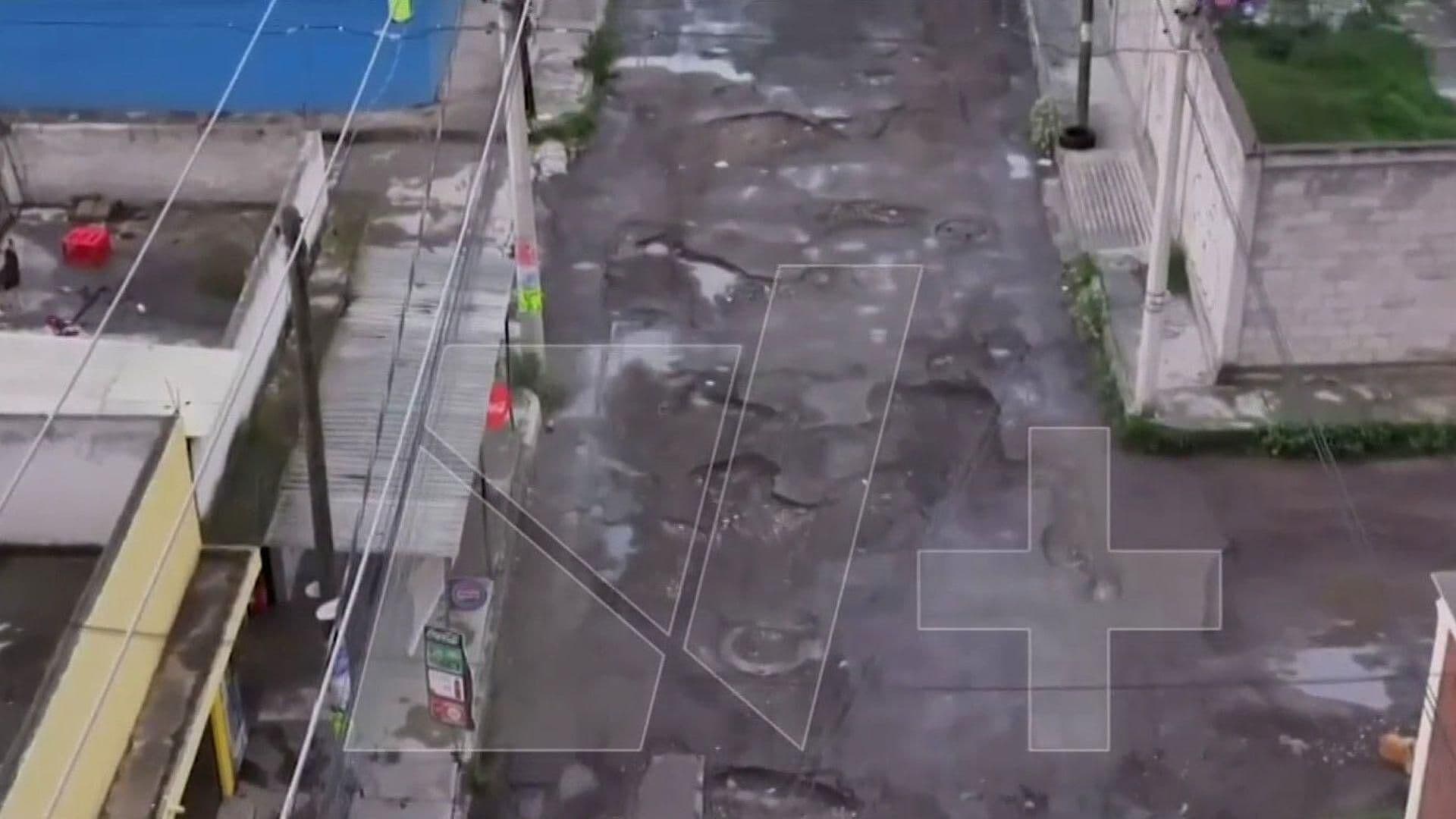 "Las Calles Están para Llorar", Vecinos de Ejidos de San Cristóbal Denuncian Enormes Baches