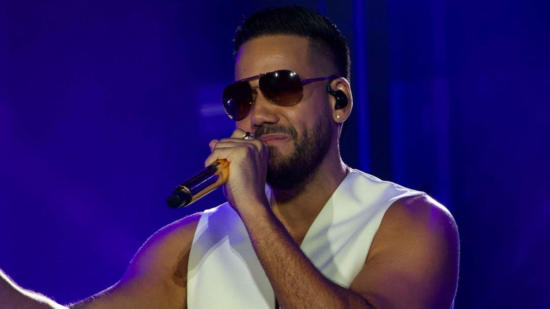 ¡Ternura Total! Romeo Santos Sube a Bebé al Escenario Durante su Concierto | VIDEO