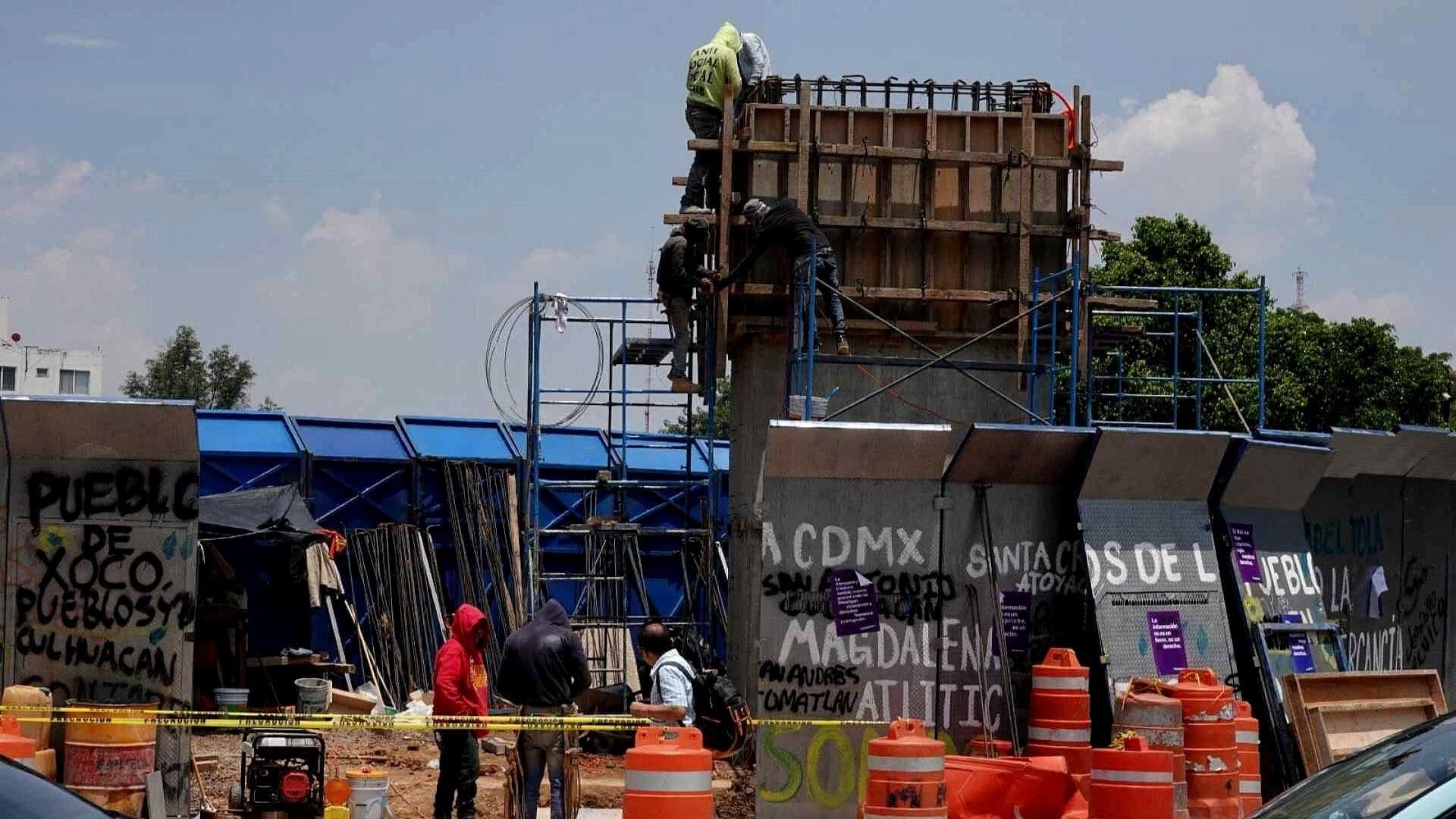 Continúan Trabajos para Adecuar Espacio Donde Instalarán la ‘Joven De Amajac’