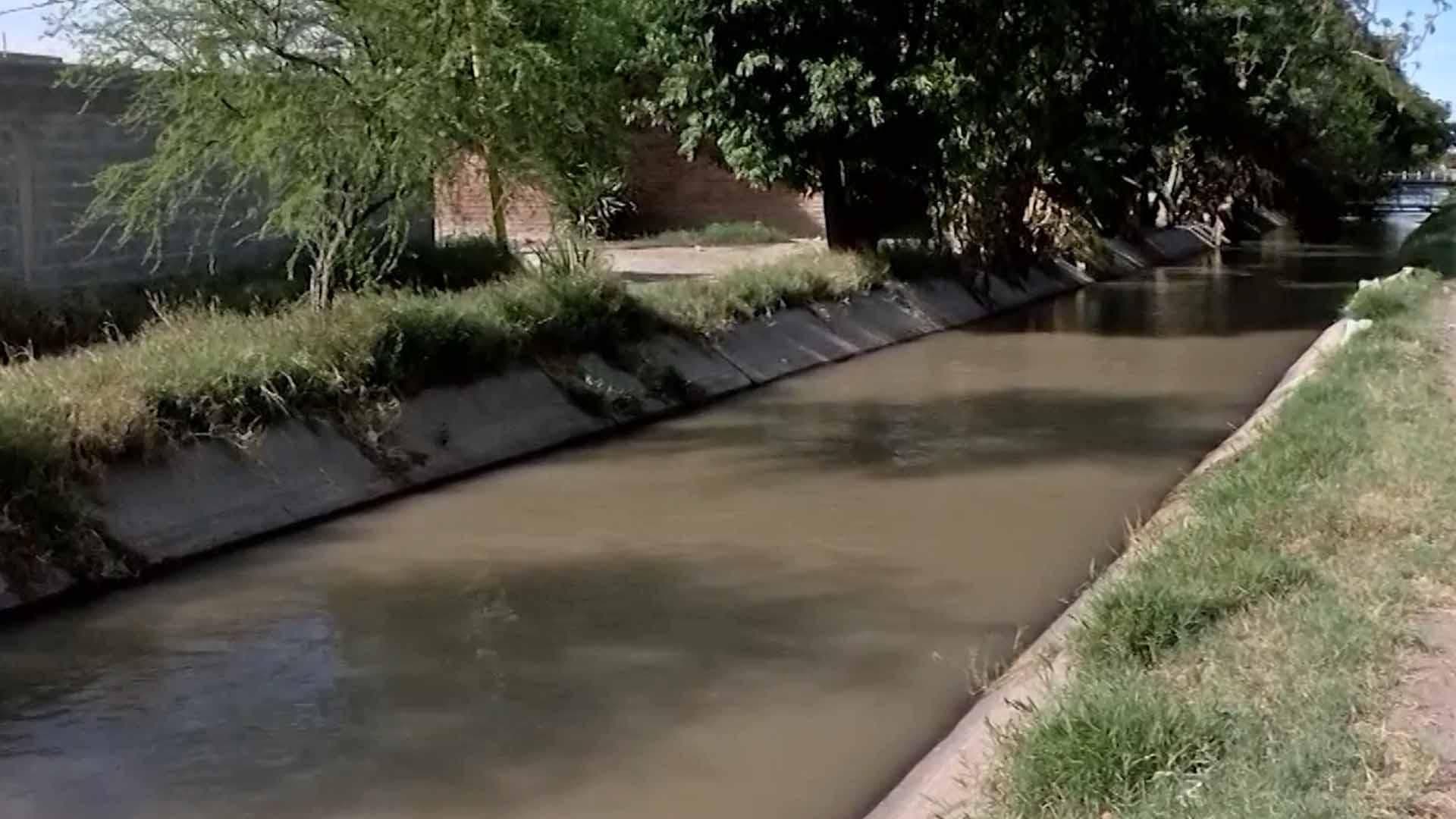 Hallan Cuerpo Flotando en Canal de Riego Mapimí