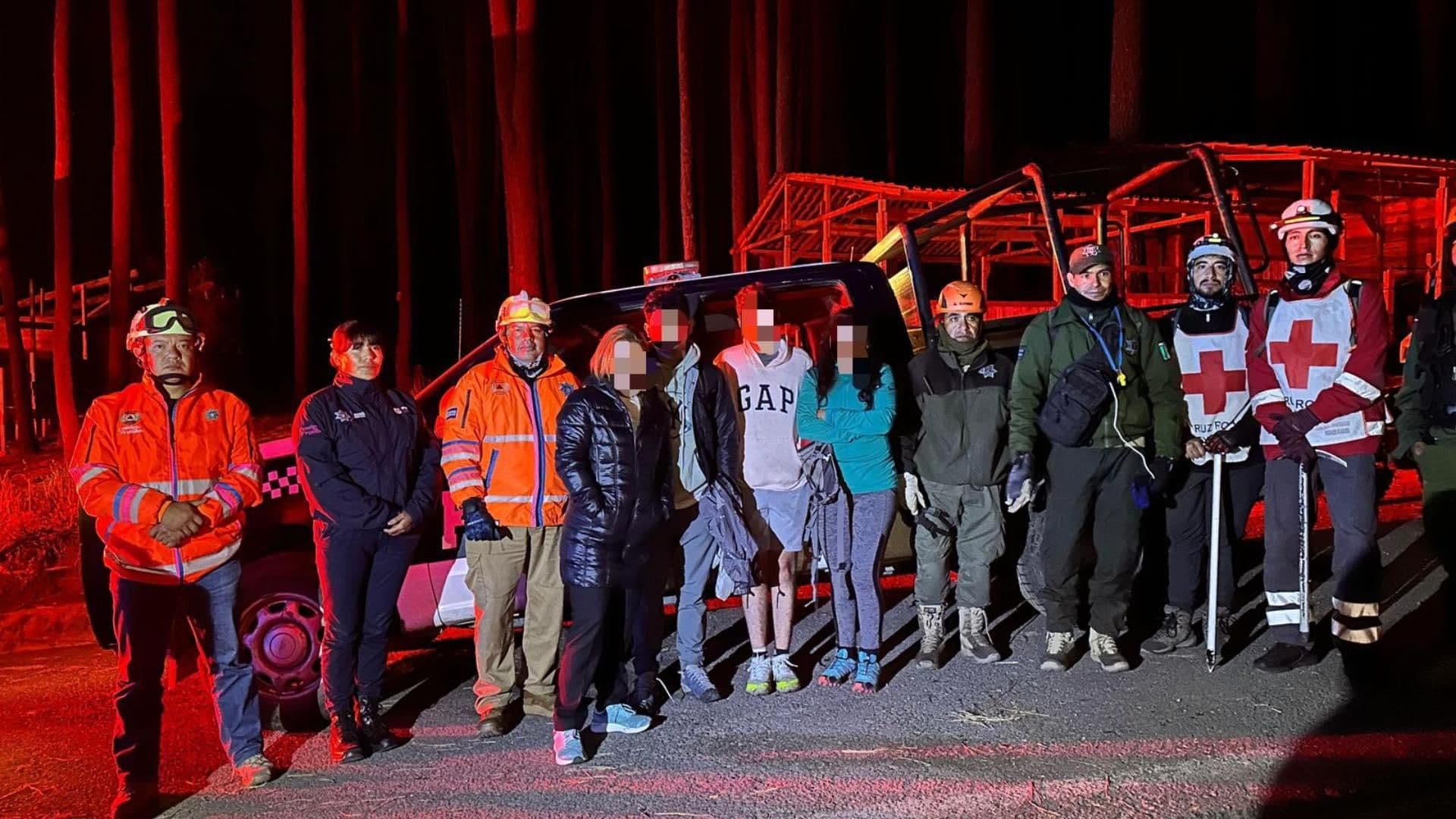 Rescatan a Dos Jóvenes Estaban Extraviados en la Malinche