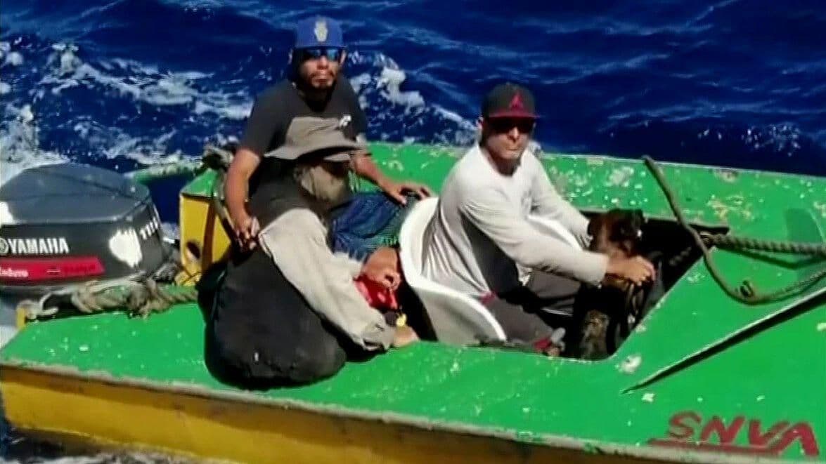 ‘Bella’ Ayudó a Sobrevivir a Tim Shaddock: Capitán Óscar Meza