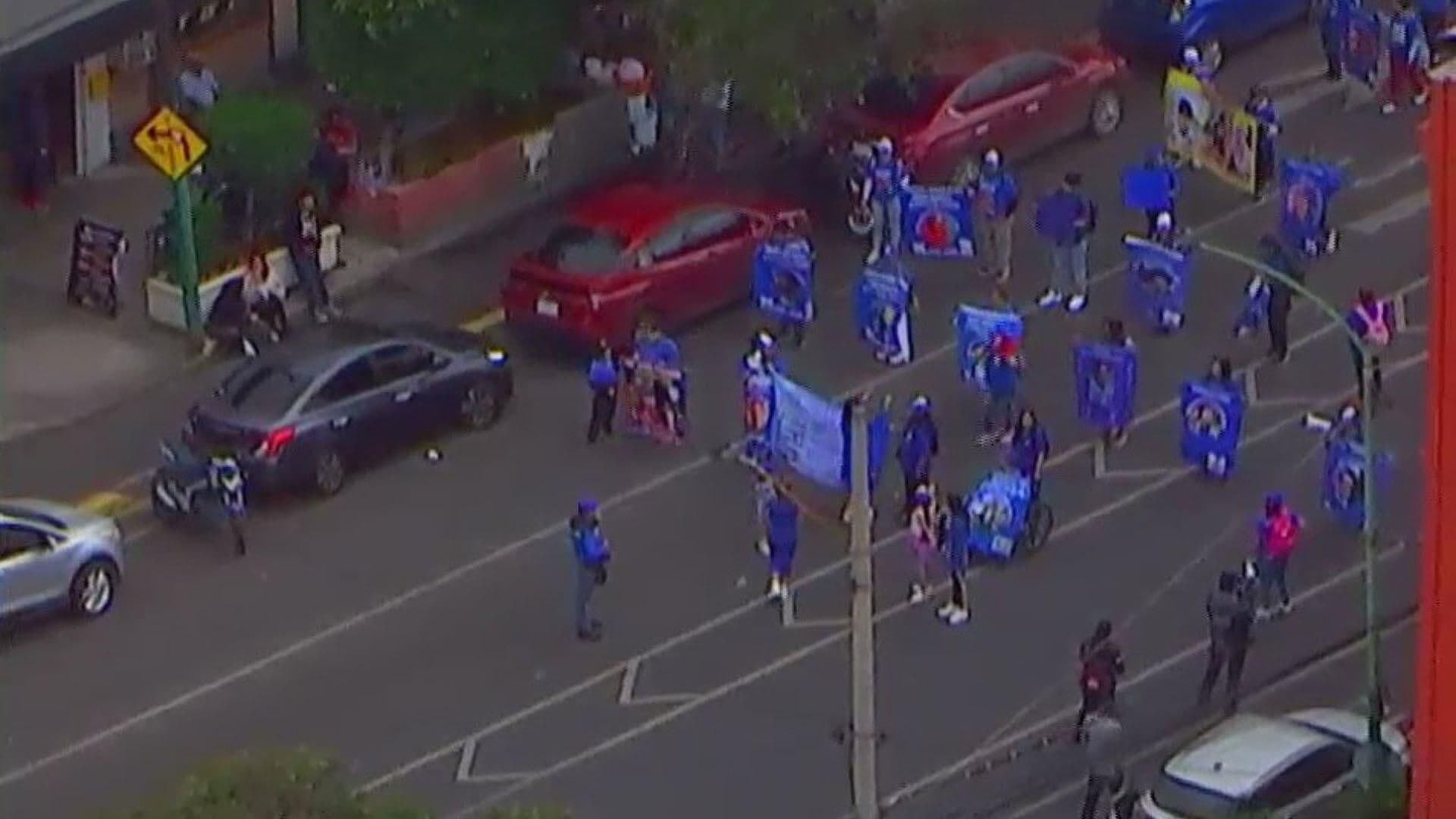 Toma Precauciones: Manifestantes Marchan Hacia Juzgados de Sullivan en CDMX