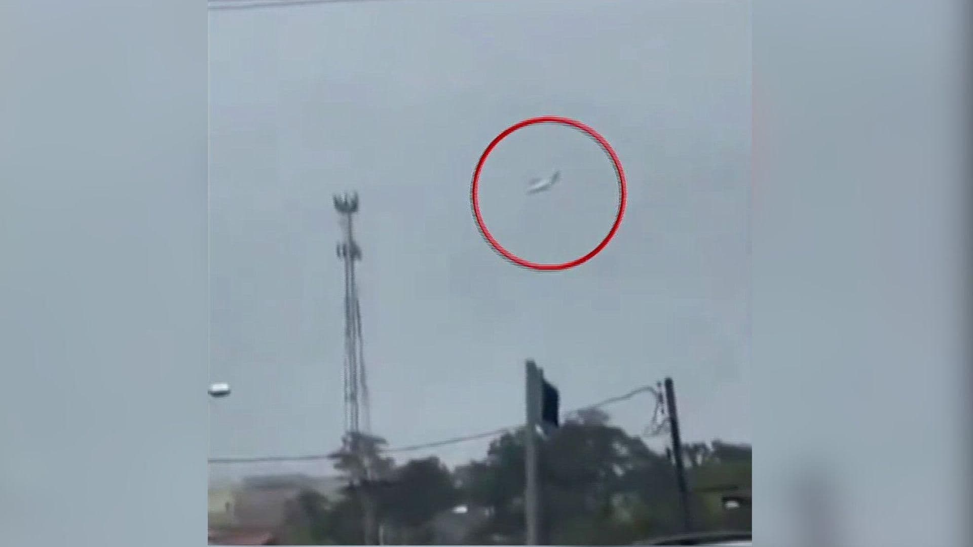 Video: Momento Exacto en el Que Cae el Avión en Sao Paulo, Brasil