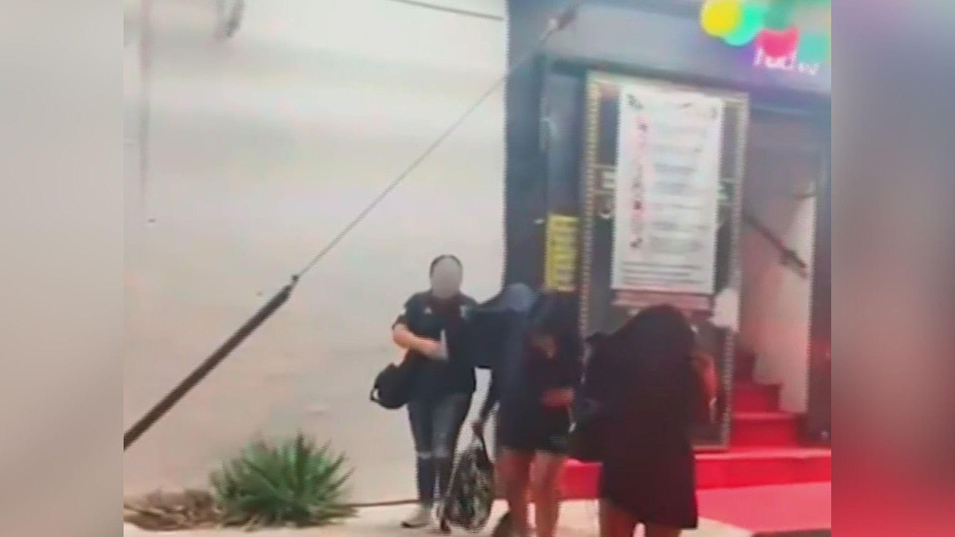 Rescatan a 15 Mujeres Presuntas Víctimas de Trata en Bar de Tulum