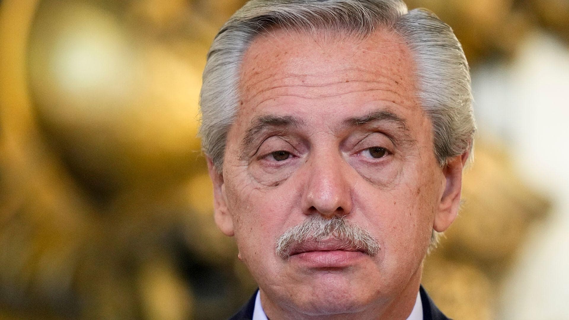 Imputan a Alberto Fernández, Expresidente de Argentina, por Agresiones a Exesposa