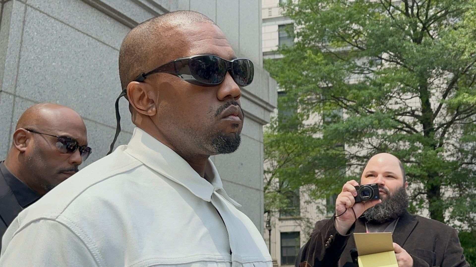 Kanye West Revela Primer Adelanto de su Documental ‘In Whose Name?’