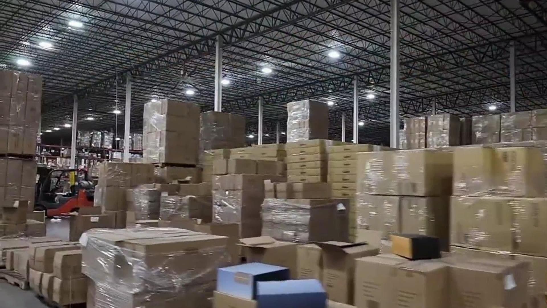 Redadas de ICE: Detienen a Más de 70 Trabajadores Migrantes en Almacén de Nueva Jersey