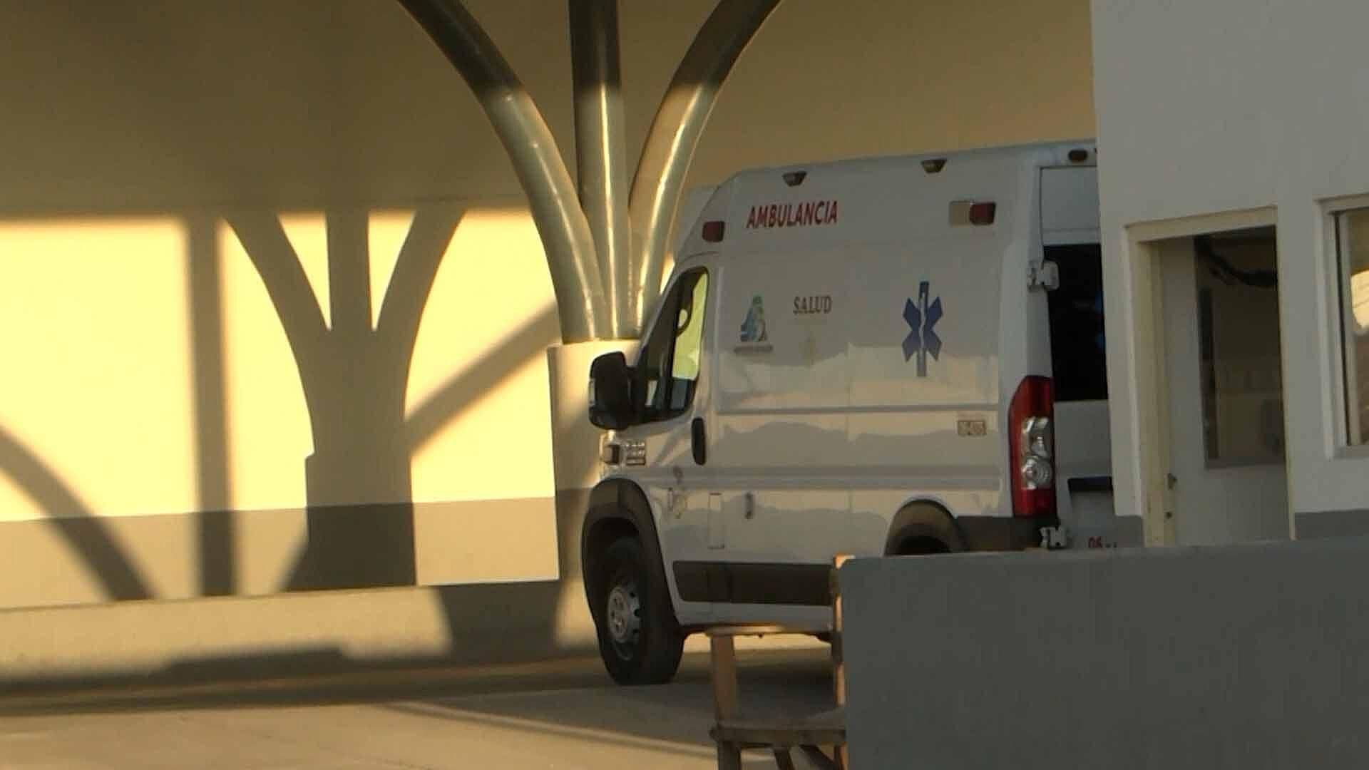 Madre e Hijo Vuelcan en Carretera Pedriceña-Cuencamé; Menor es Traslado al Hospital