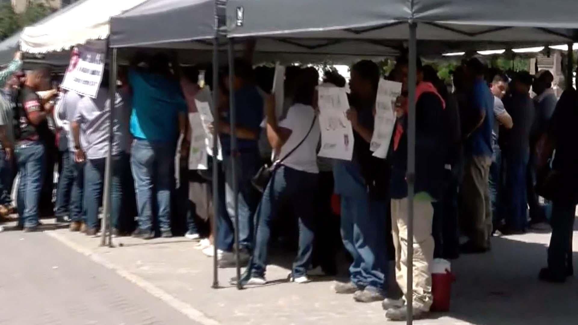 Trabajadores de Matamoros Protestan en Plaza Principal