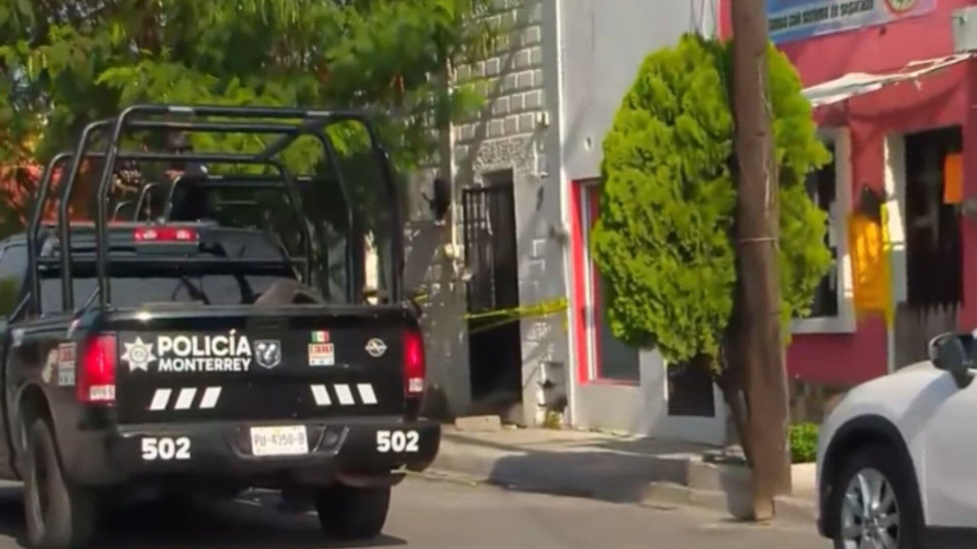 Detienen a 3 con Arma Larga y Esperan Orden de Cateo en la Colonia Madero, en Monterrey