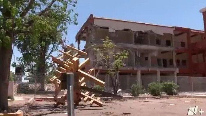 Demuelen Edificio de Ingeniaría Civil y Minas en Unison