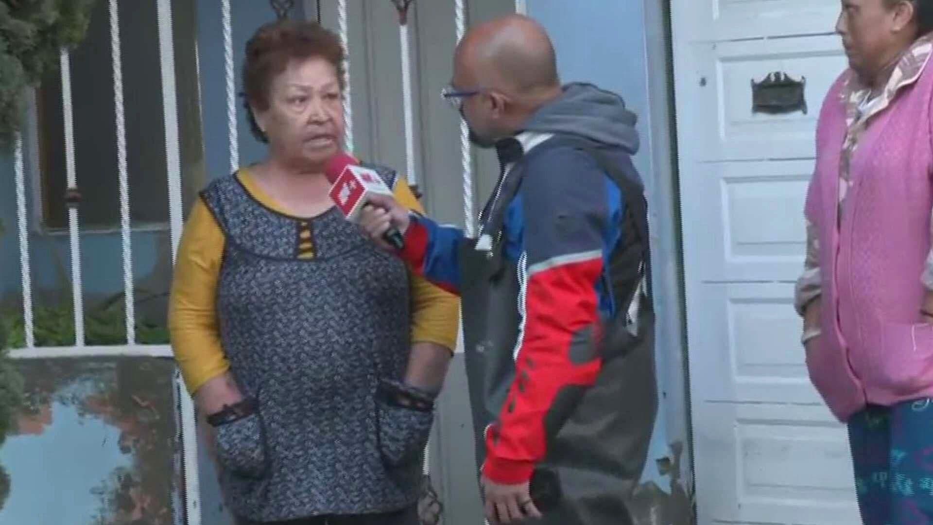 Vecinos de Los Reyes La Paz, Atrapados por Inundación de Hasta 1 Metro de Altura