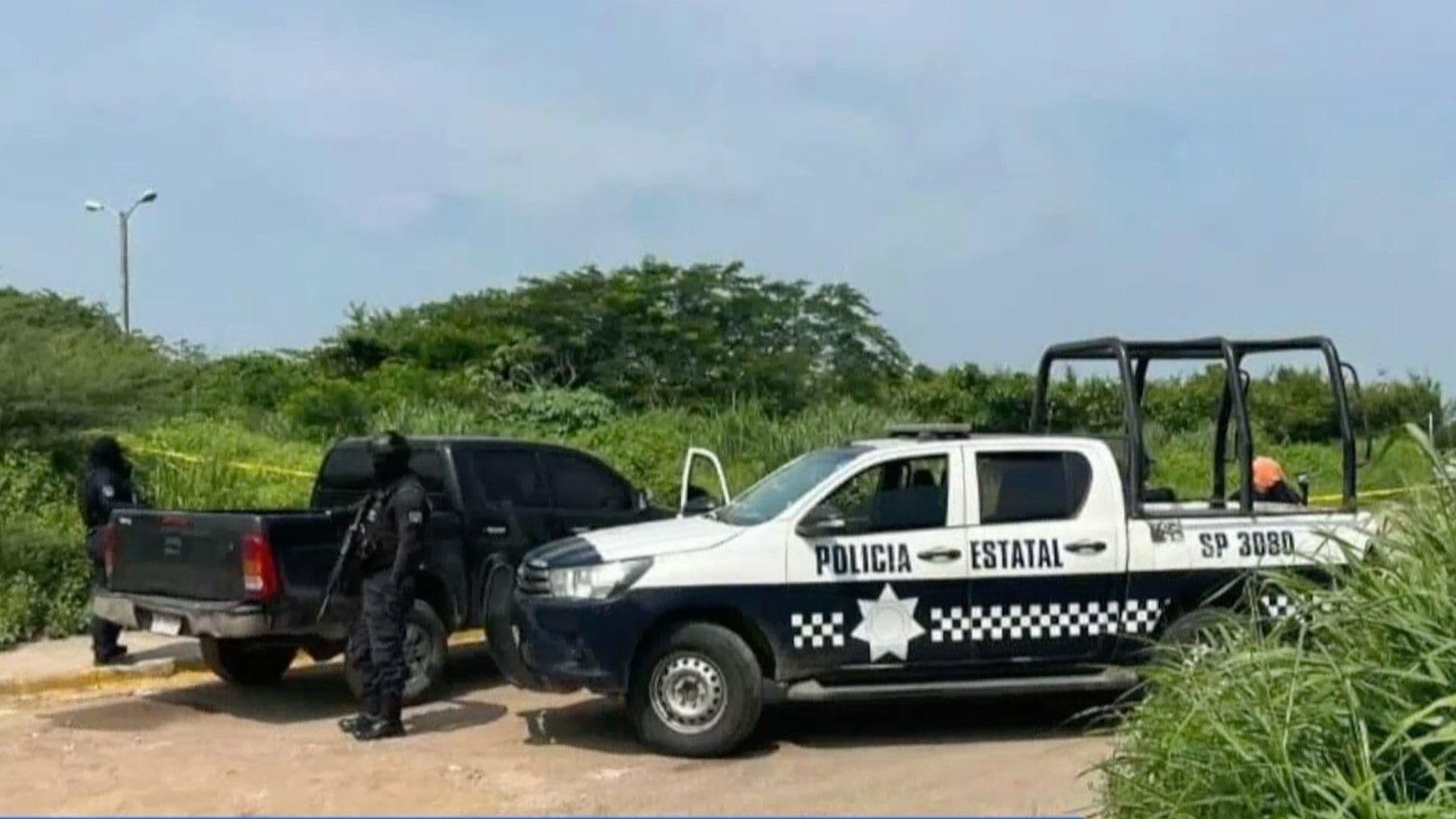 Encuentran a Dos Paramédicos Sin Vida Cerca de Ambulancia en Omealca