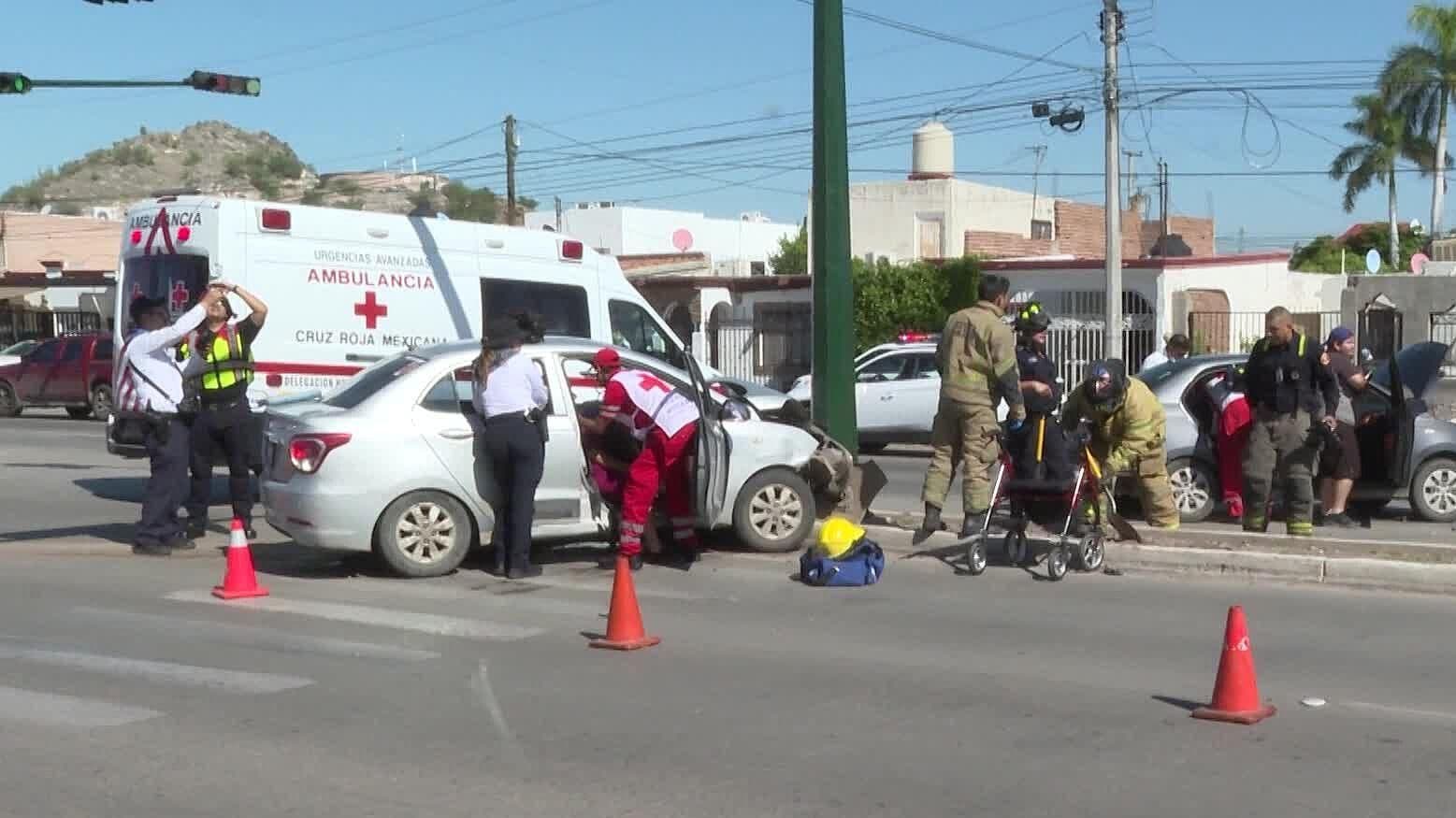 Volcamiento Deja a Personas Lesionadas en Colonia San Ángel, en Hermosillo