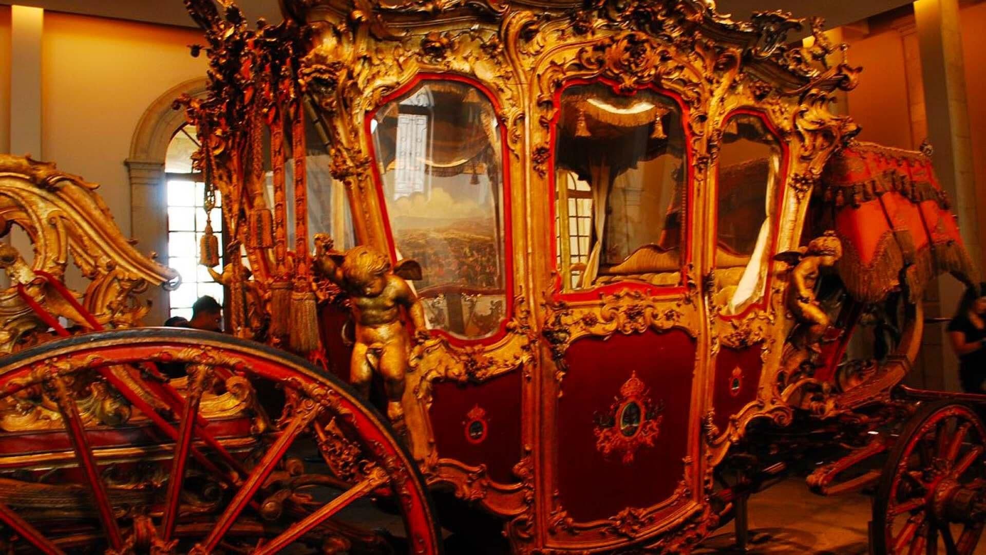 Captan Supuesto Fantasma de la Emperatriz Carlota en Castillo de Chapultepec