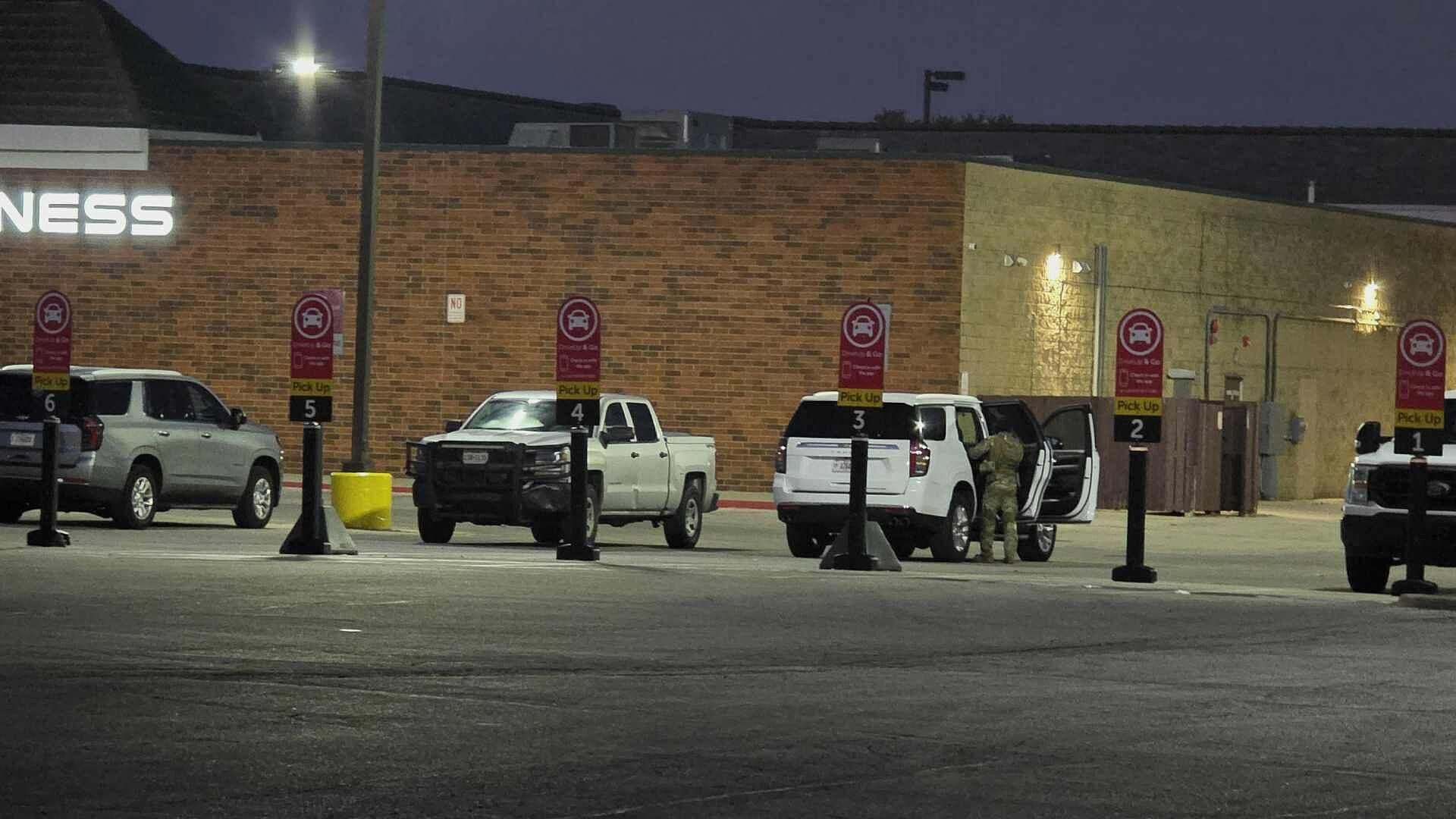 Intensifican Operativos de ICE para Detener a Migrantes en Chicago, Illinois
