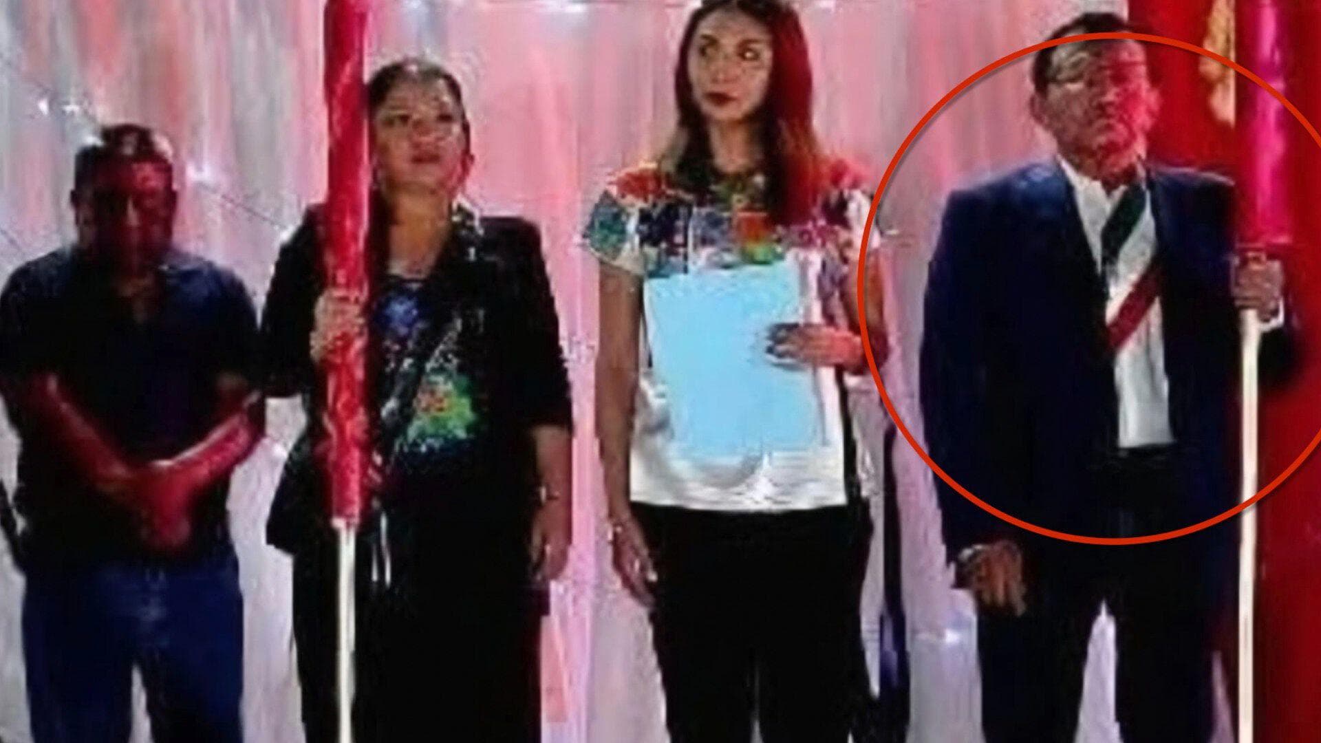 Alcaldes de Zinacatepec y Atoyatempan Usan Banda Presidencial