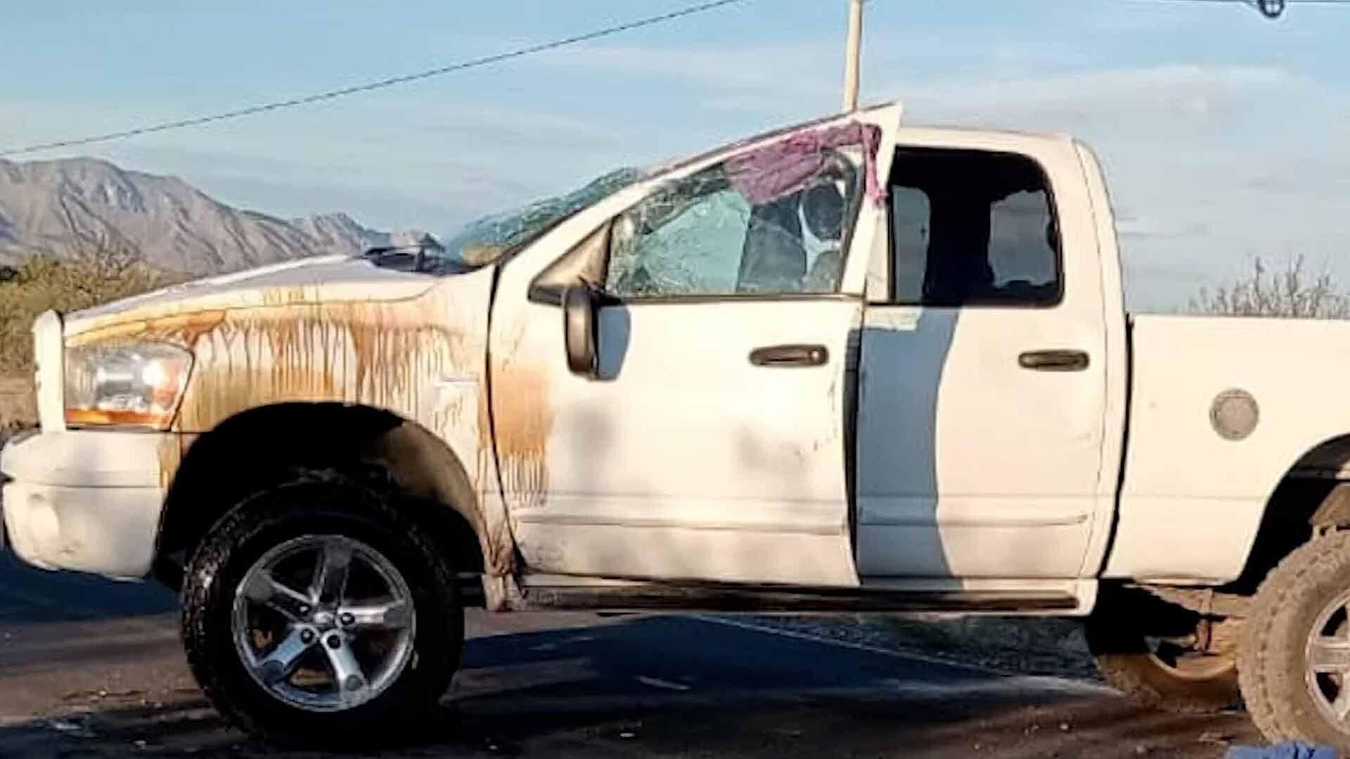 Camioneta Vuelca en Viesca; Hay 10 Lesionados