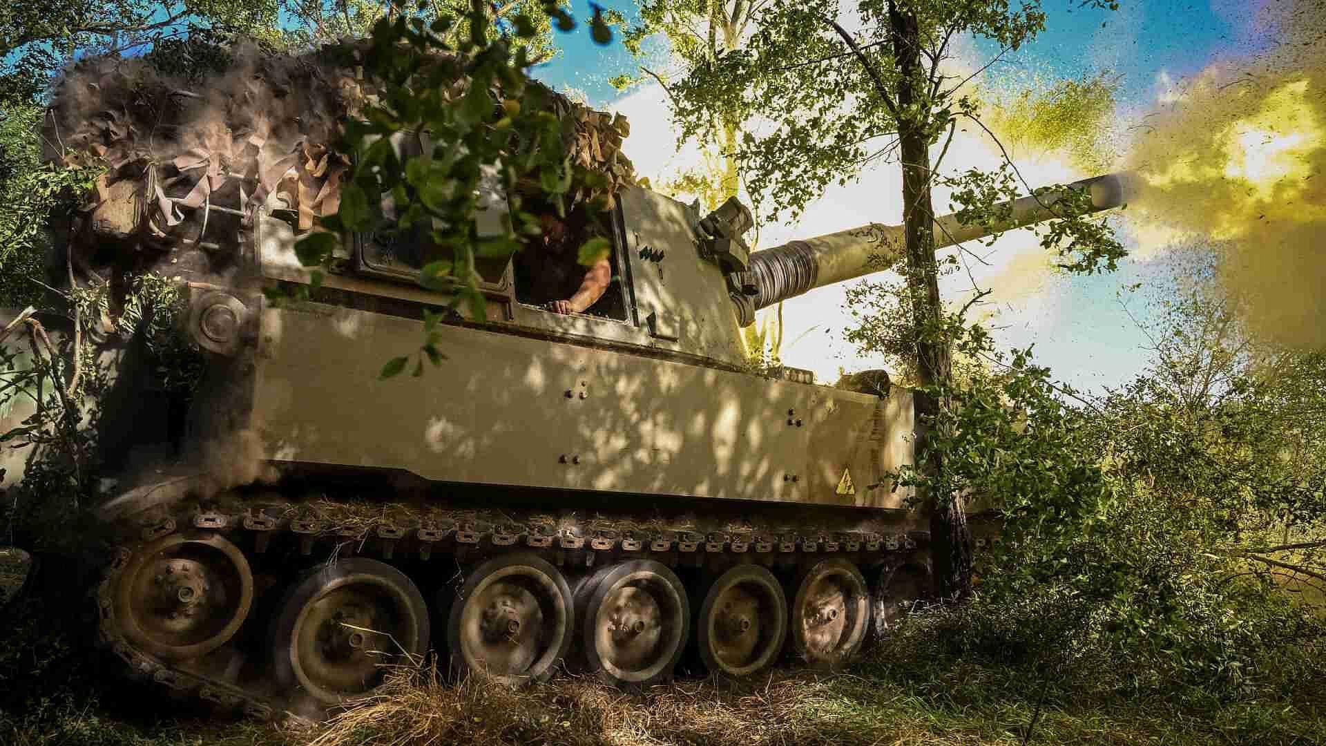 Ejército Ucraniano se Acerca a Bases Rusas en Bajmut