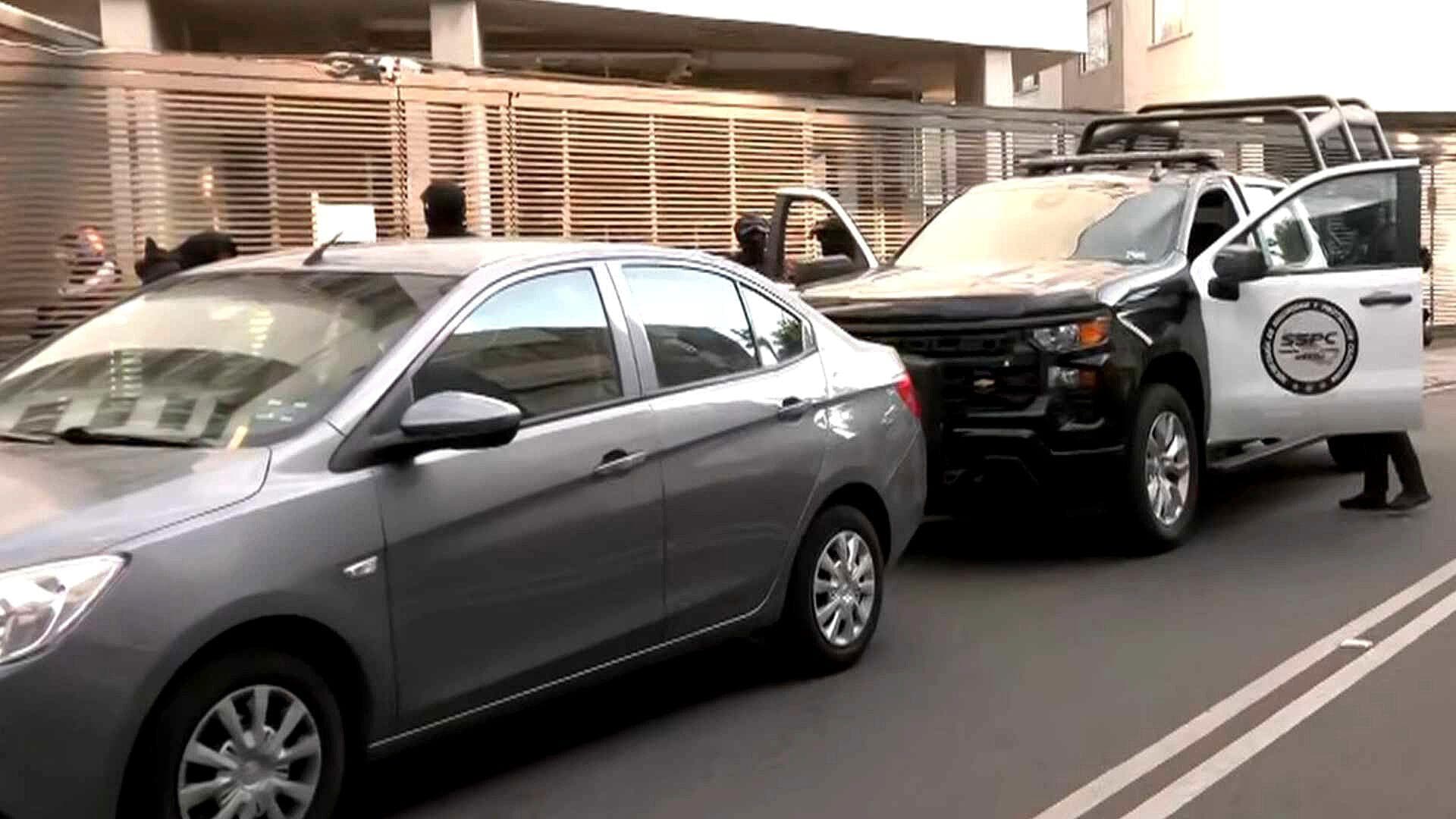 Cateo en Condominio en Coapa, Alcaldía Coyoacán, Deja dos Detenidos
