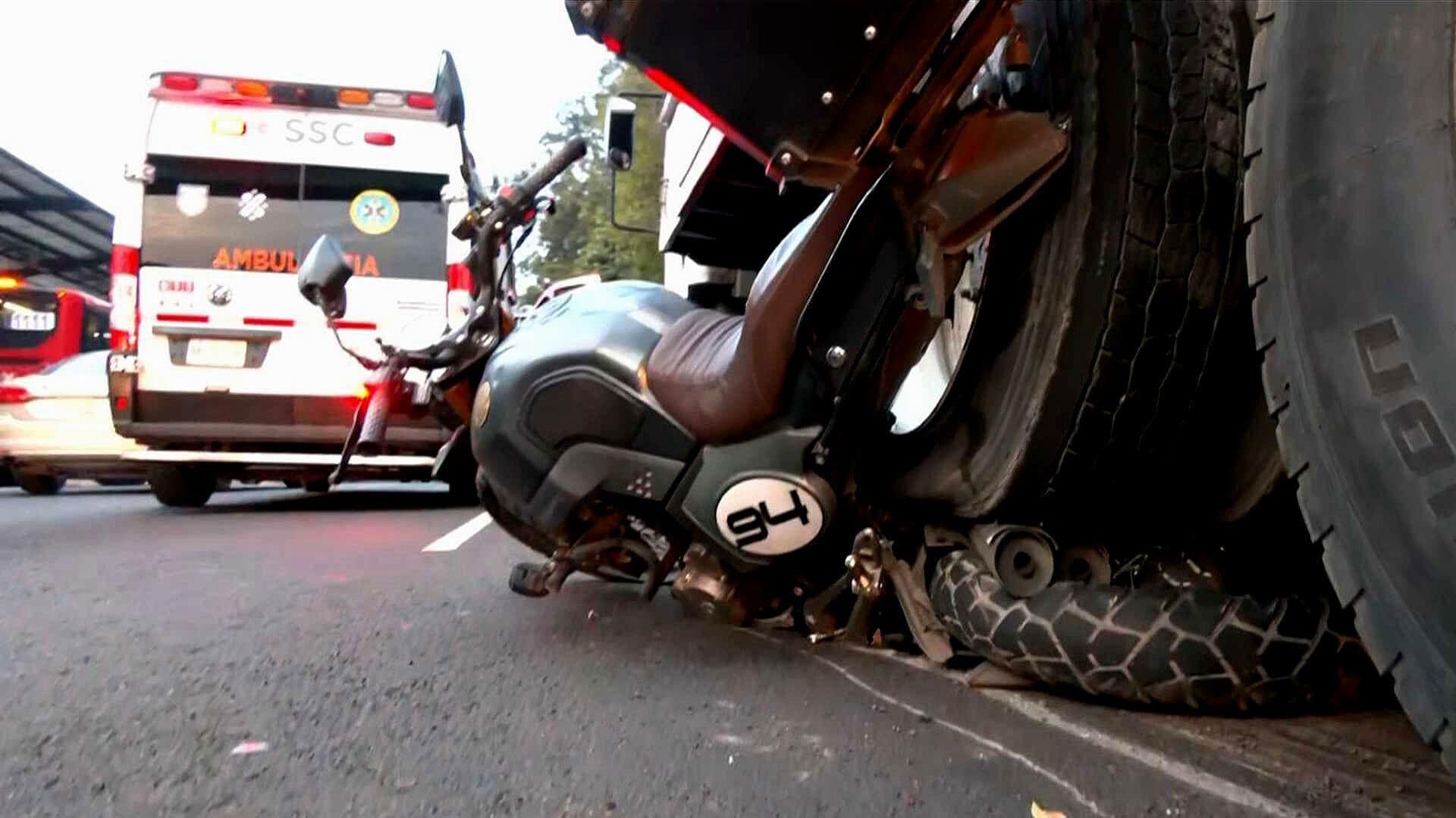Motociclista es Atropellado por Tráiler en la Colonia Lindavista en la GAM