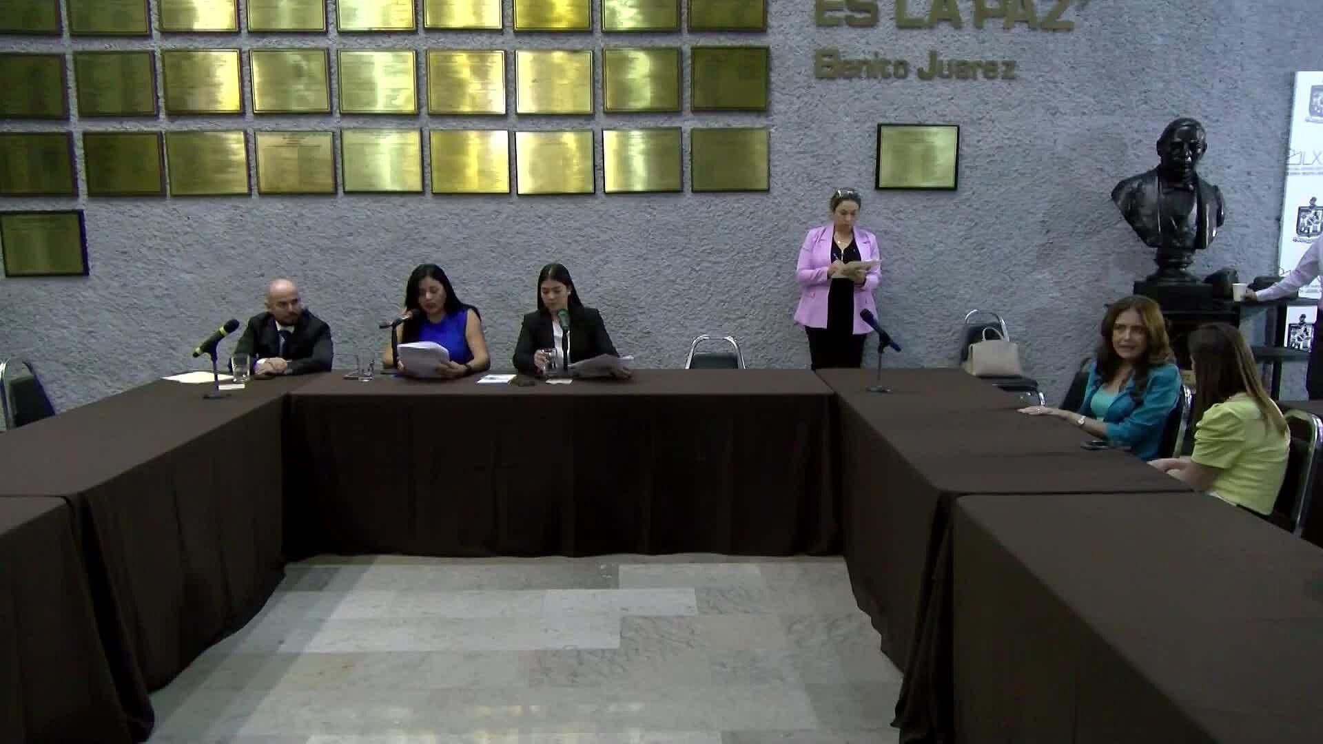 Sigue Disputa por Curul en Congreso del Estado
