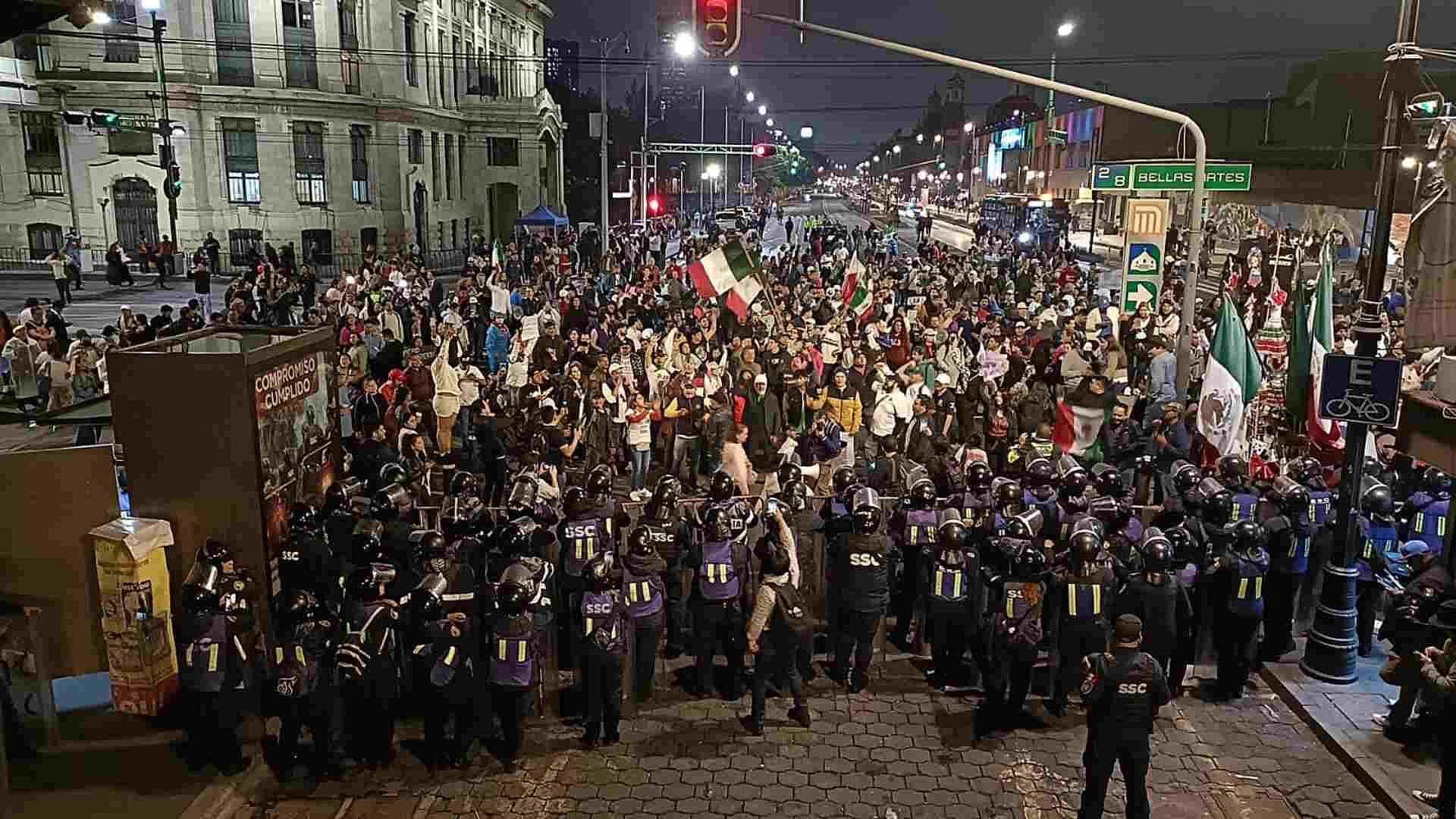 Accesos a Sede Alterna del Senado, en Xicoténcatl, se Mantienen Bloqueados por Manifestaciones