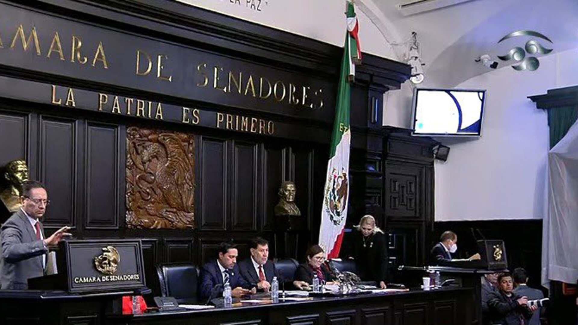 Se Reanuda Sesión en Cámara de Senadores en Sede de Xicoténcatl