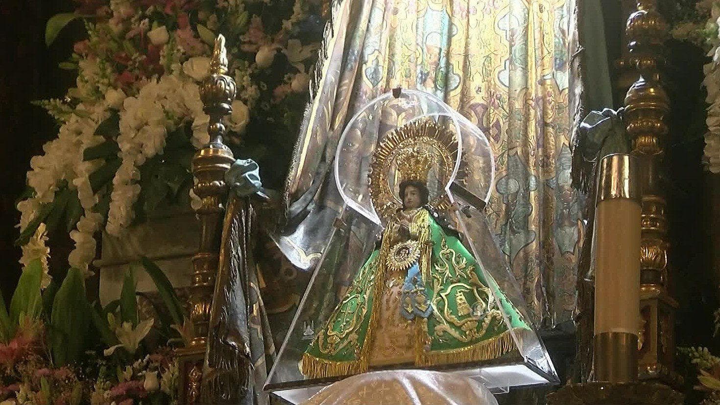 Feligreses Reciben a la Virgen de Zapopan en el Santuario de la Virgen de Guadalupe