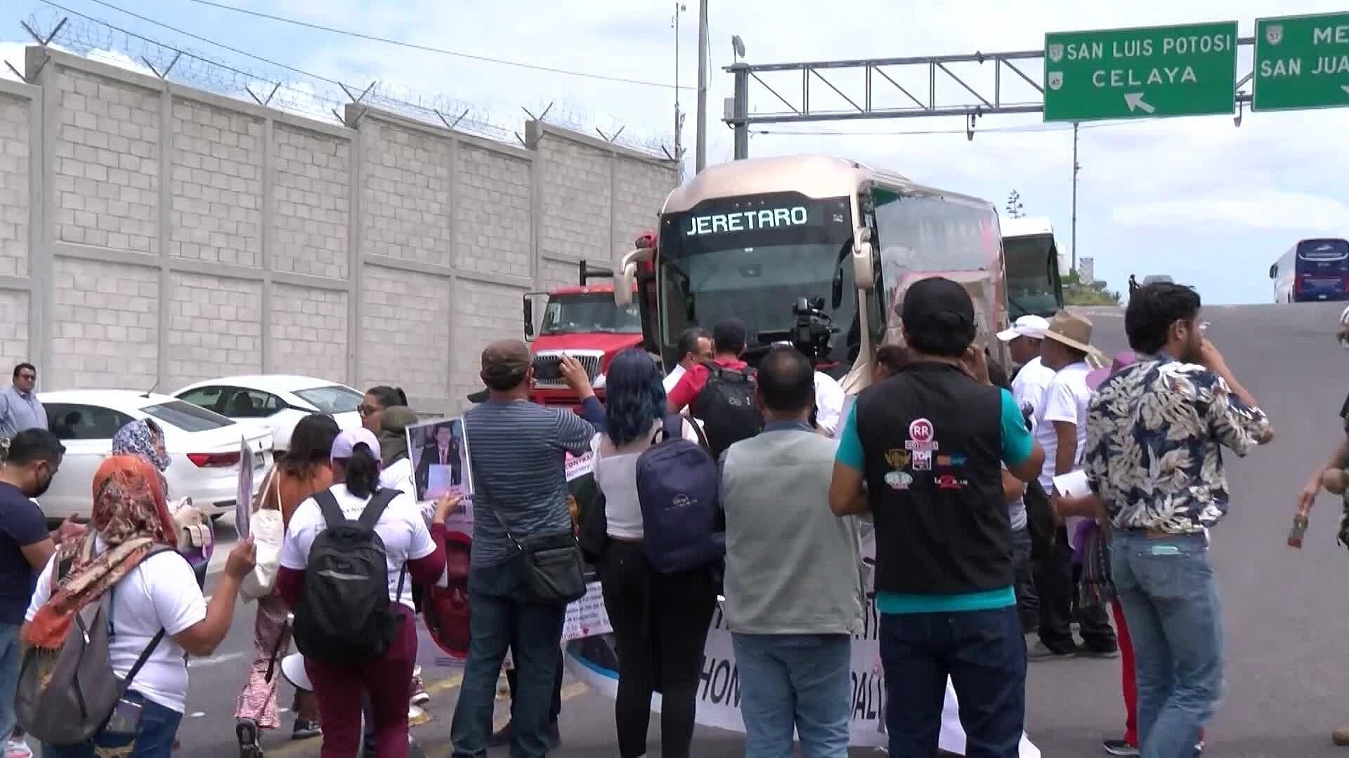 Padres y Madres de Familia Exigen Entrar a CERESOS Y SEMEFOS Para Buscar Desaparecidos