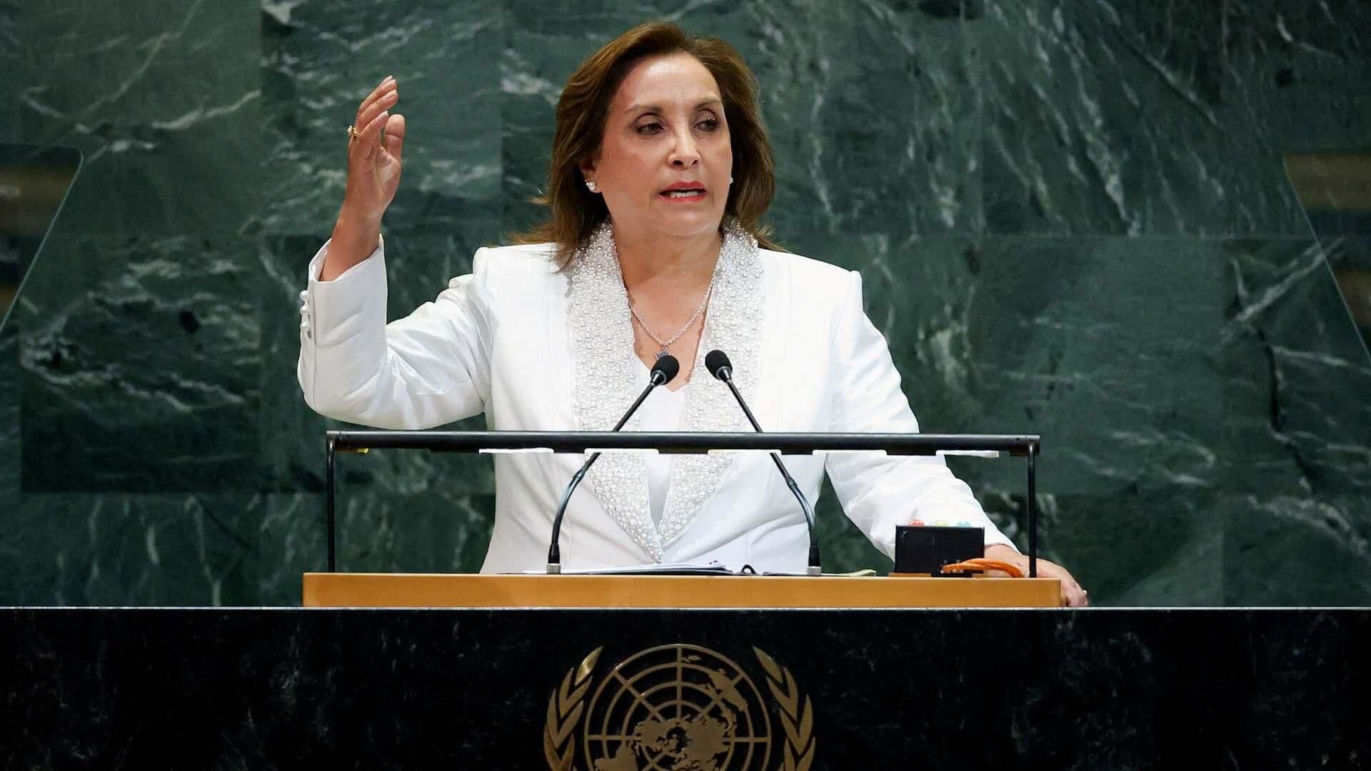 Congreso de Perú Destituye a la Presidenta Dina Boluarte por Incapacidad Moral