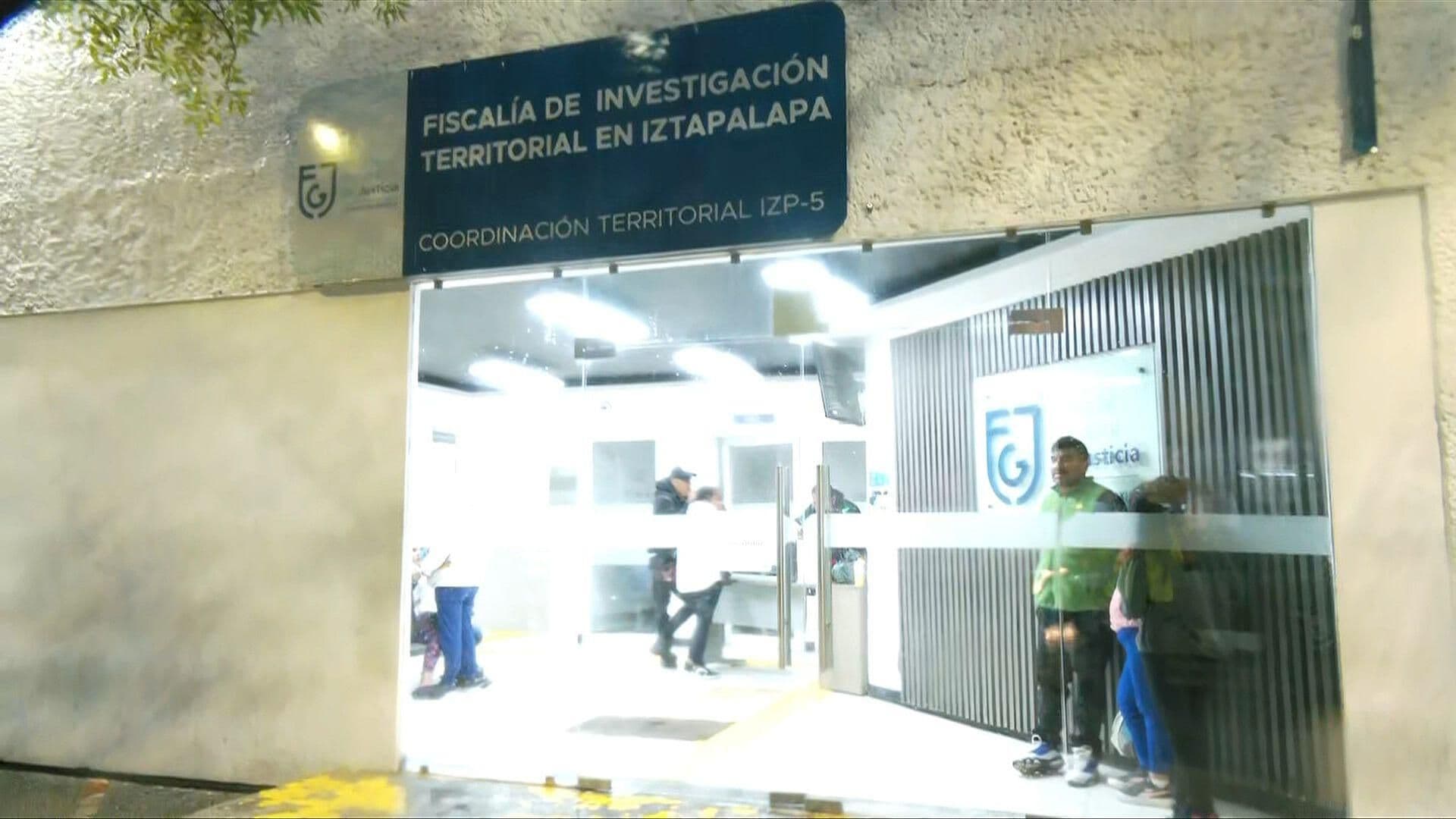 Asesinato en CCH Sur: Lex Ashton Llega a Fiscalía de Investigación en Iztapalapa, CDMX