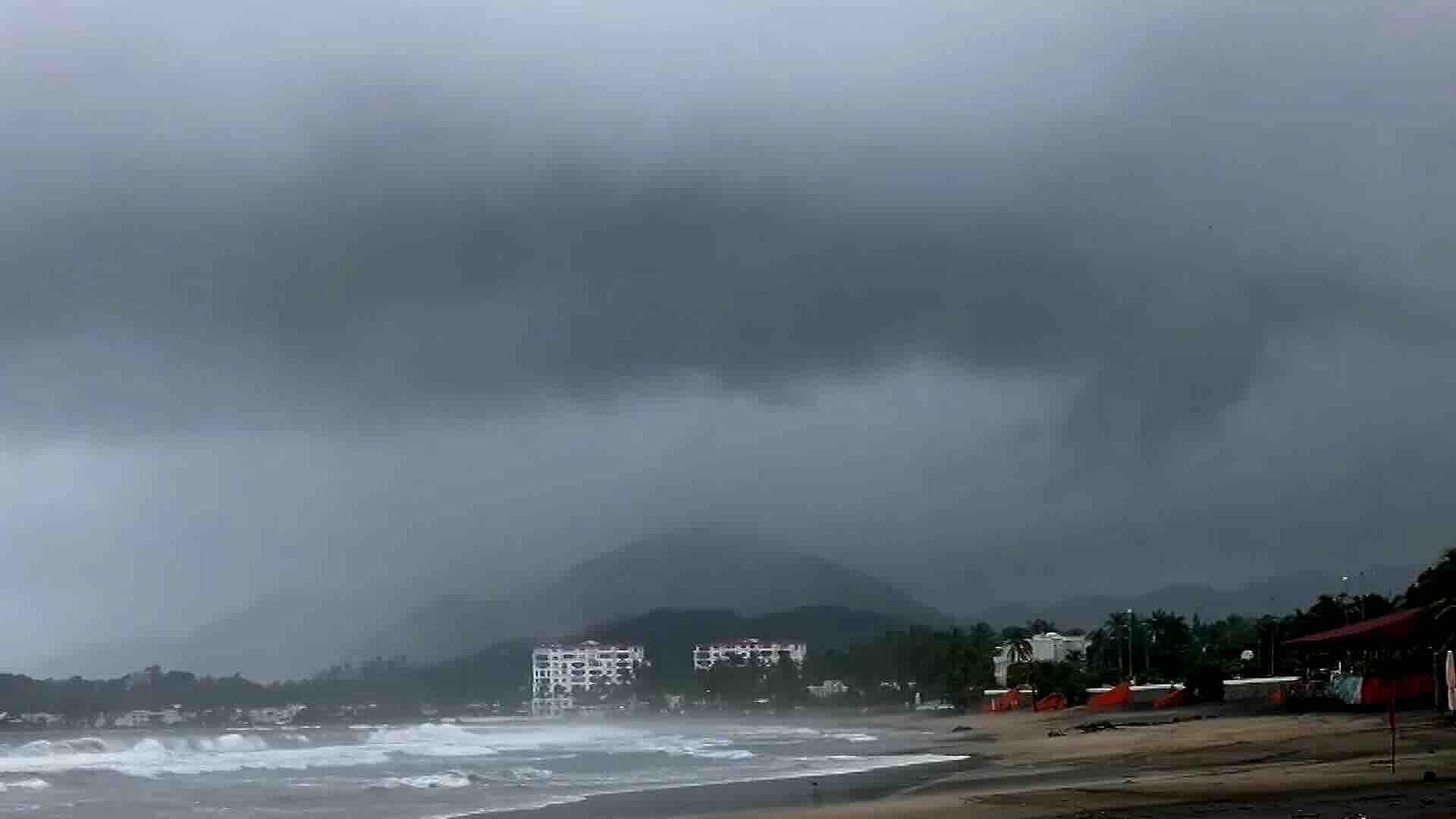 Tormenta Tropical Raymond Suspende Clases y Actividades en Tecomán, Armería y Manzanillo, Colima