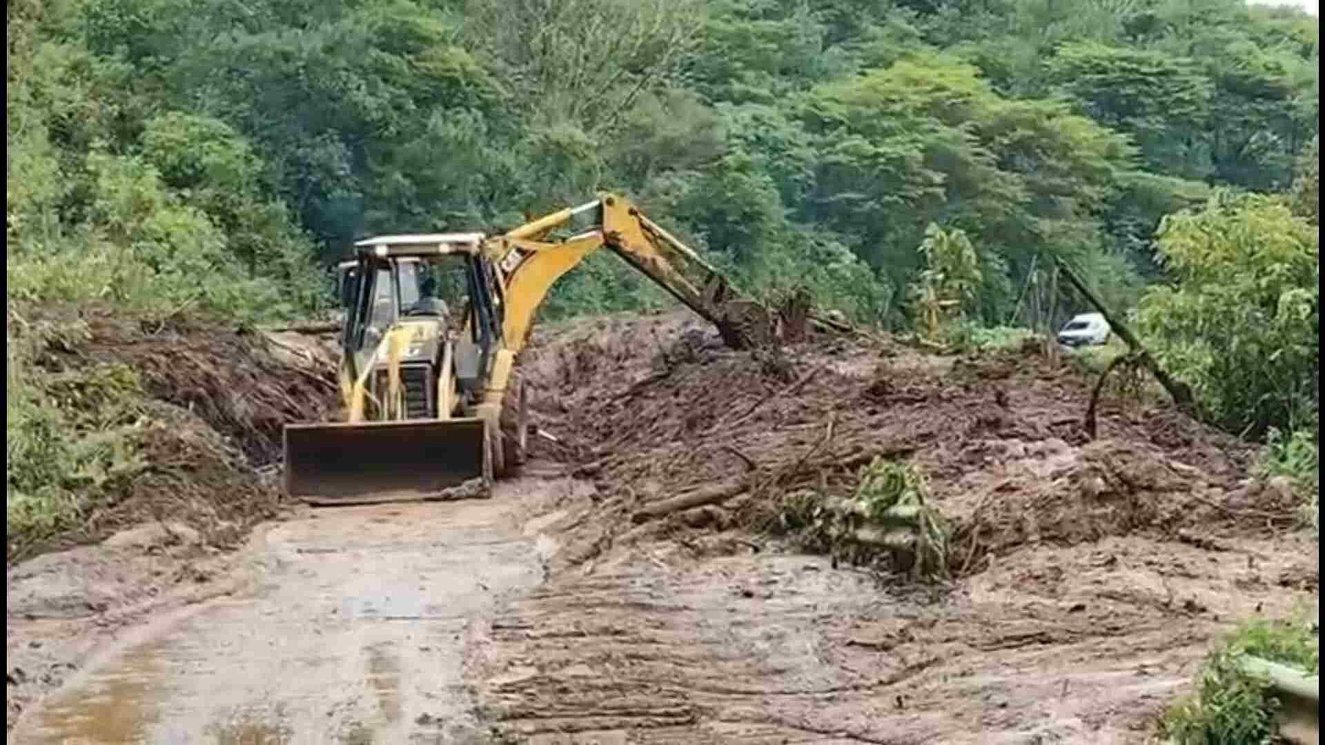 Reaperturan Carretera 123 Orizaba-Zongolica tras Derrumbes en Veracruz