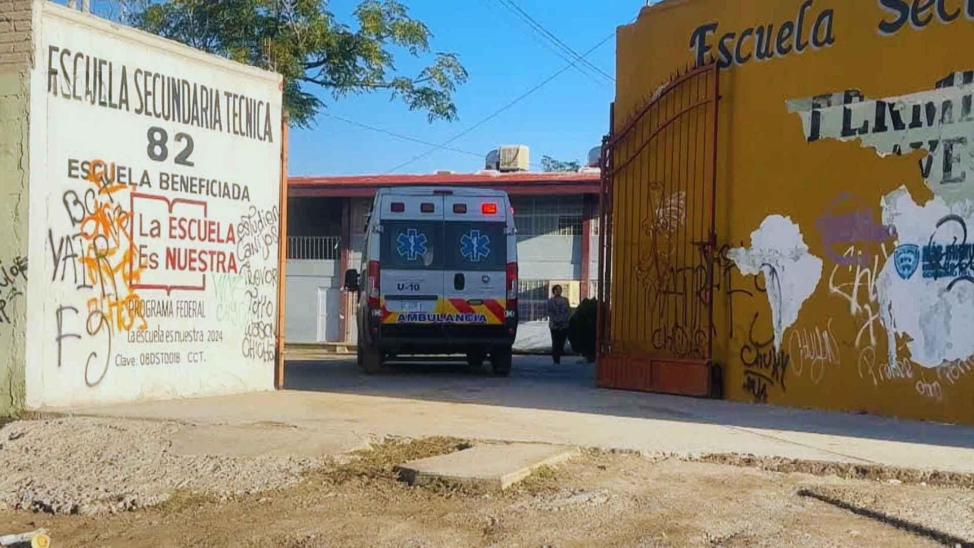 Mujer Cae en Arroyo en Ciudad Juárez Mientras Llevaba a sus Hijos a la Escuela