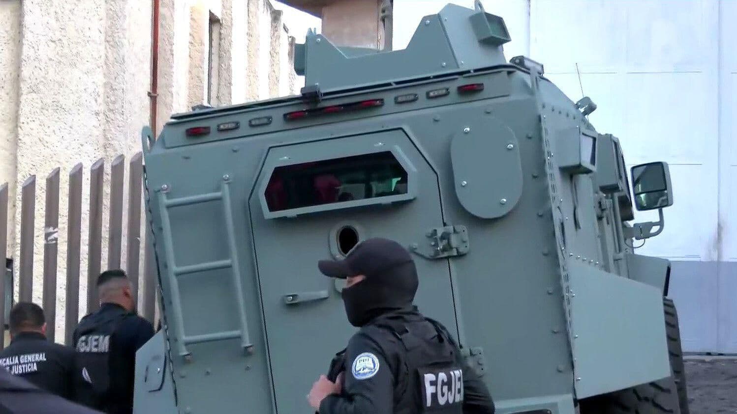 Llegan a Penal de Barrientos Detenidos por Homicidio de Ciudadano Indio