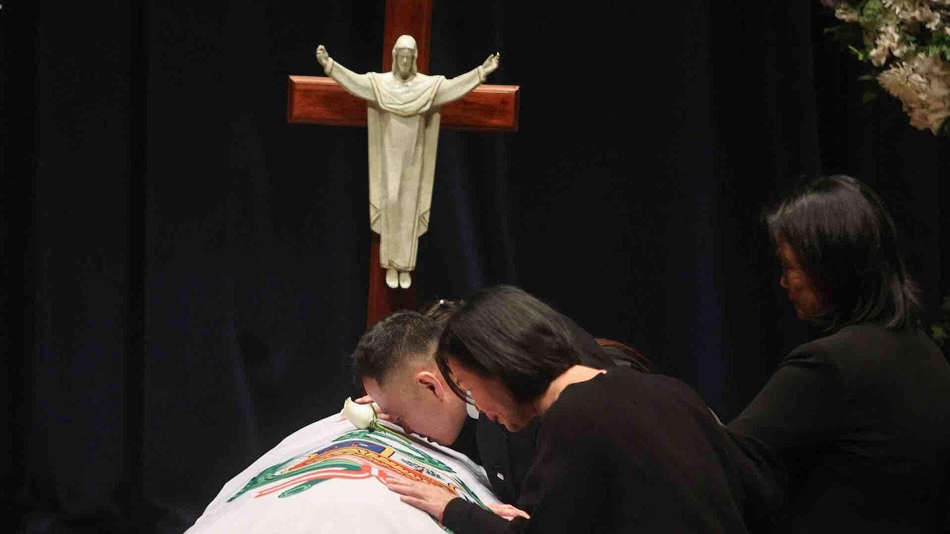 Despiden con Honores al Expresidente Alberto Fujimori en Perú