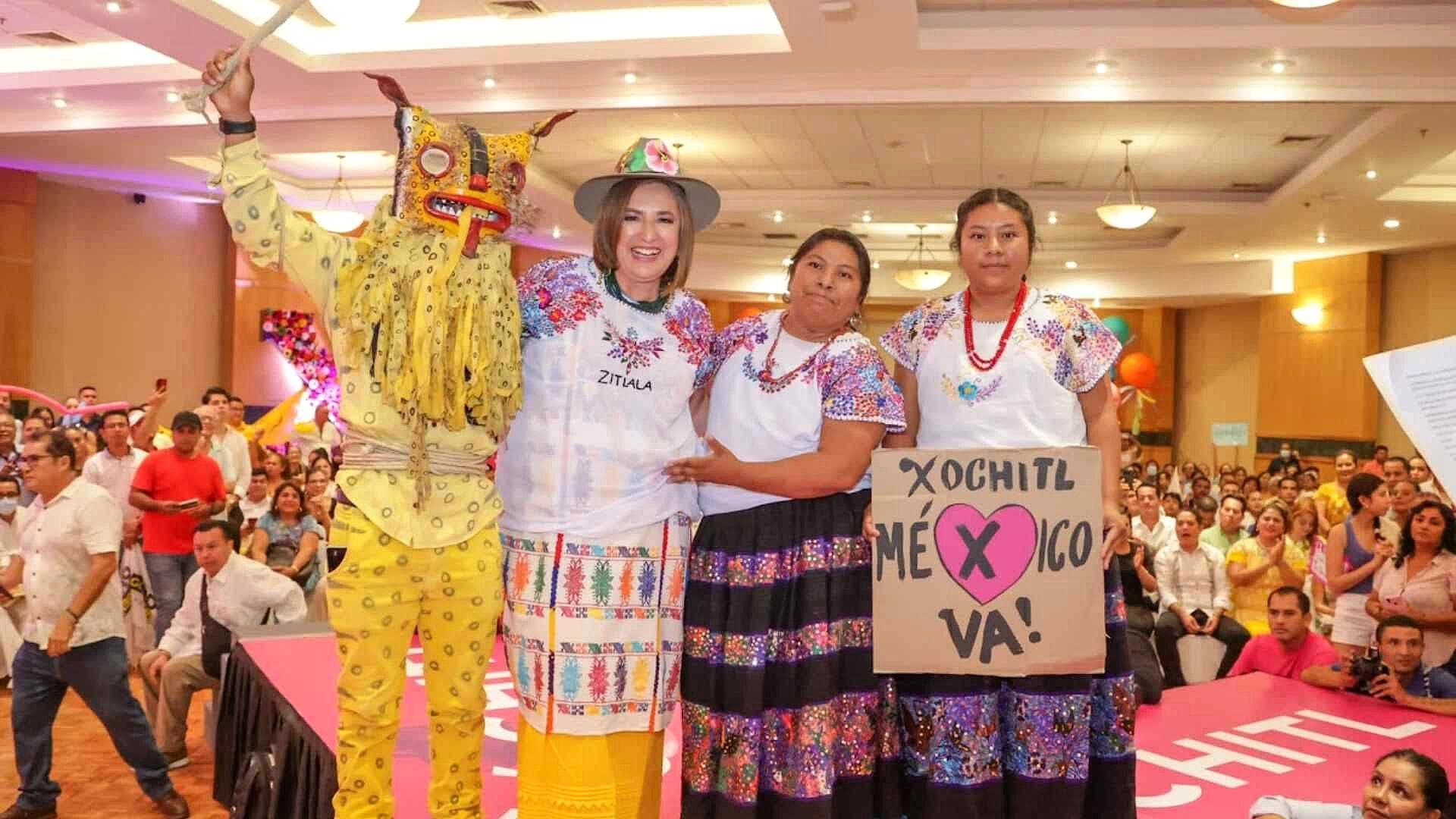 Xóchitl Gálvez Habla de la Reunión con Beatriz Paredes