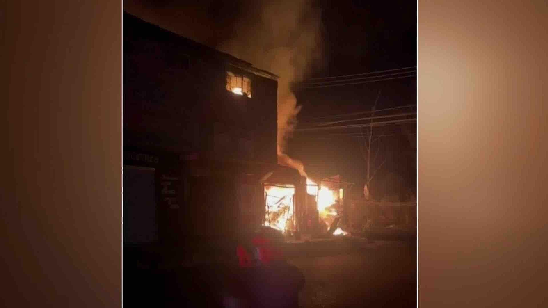Incendio Consume Centro de Reciclaje en Nicolás Romero, Estado de México