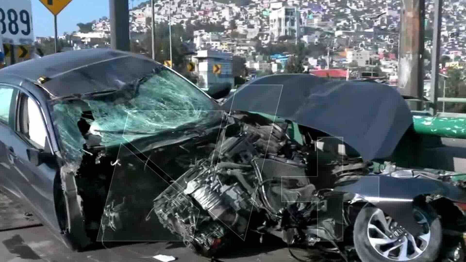 Automóvil Atropella a Ciclista en la México-Pachuca a la Altura de Río de los Remedios, Edomex